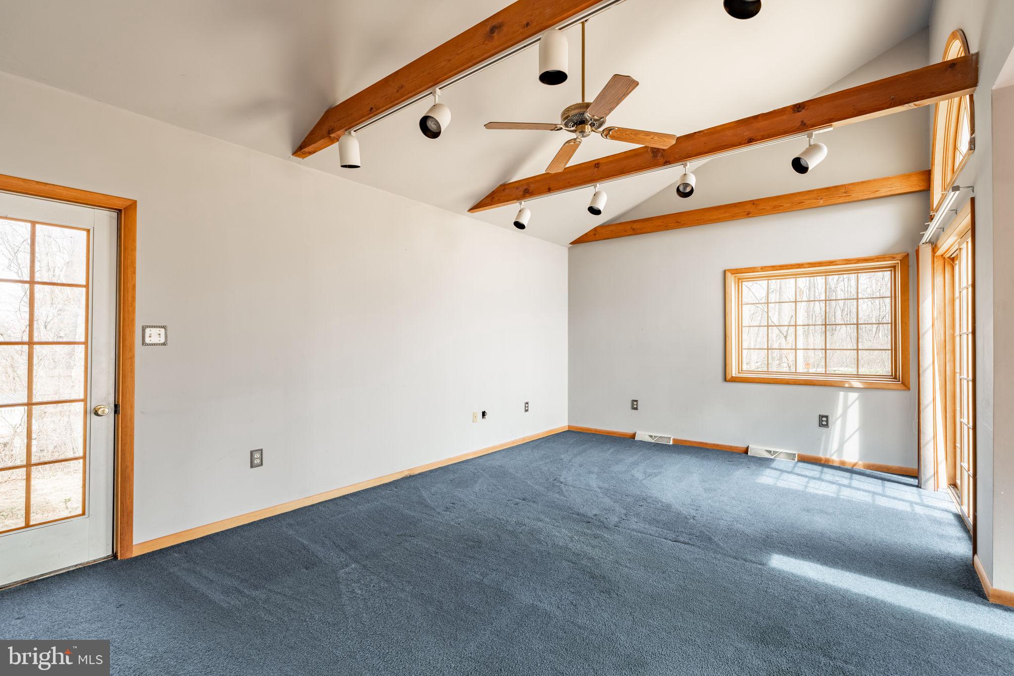 EAGLE WING ESTATES - Residential