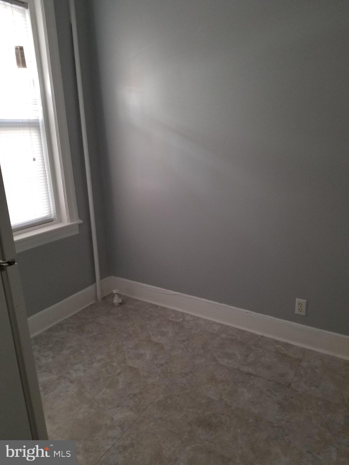 OVERBROOK - Residential Lease