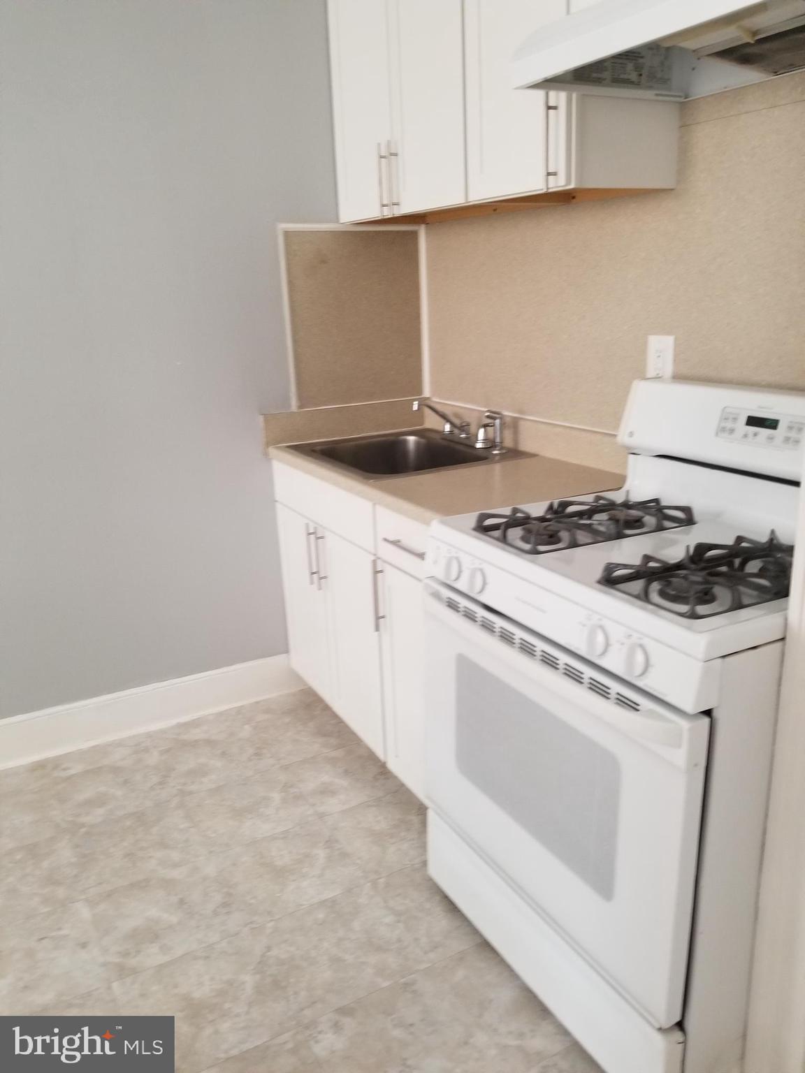 OVERBROOK - Residential Lease