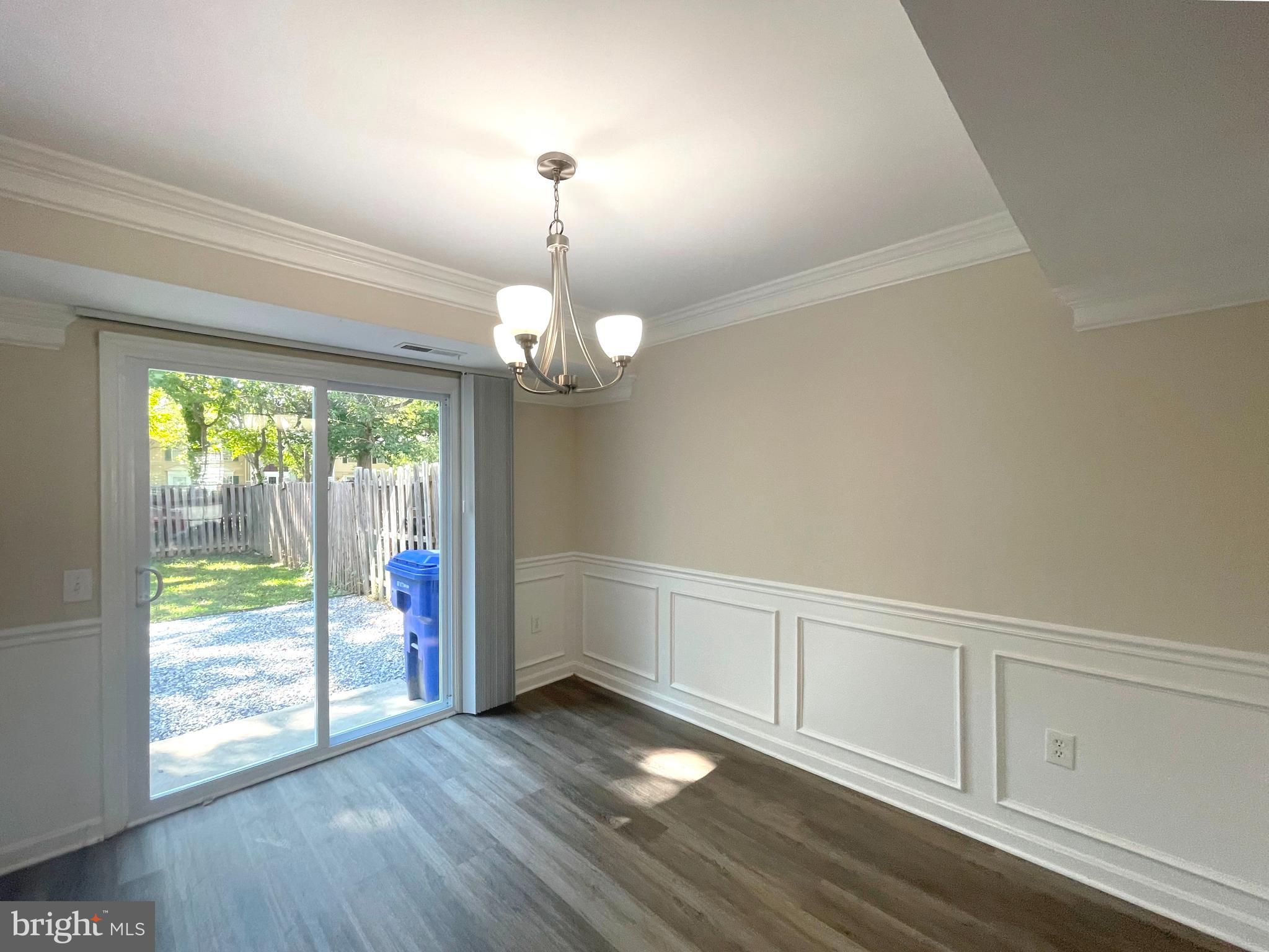 WESTLAKE VILLAGE - Residential