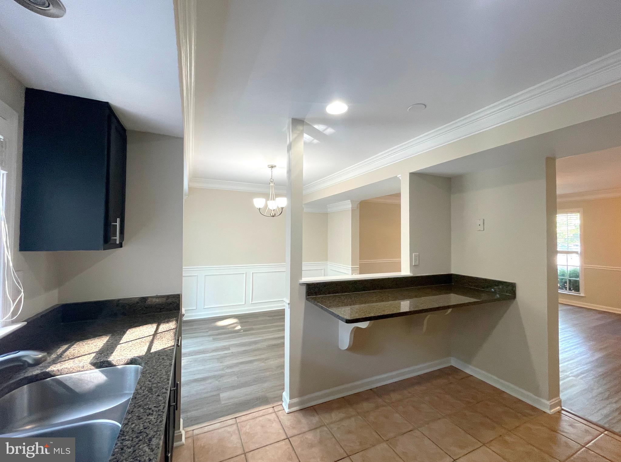 WESTLAKE VILLAGE - Residential