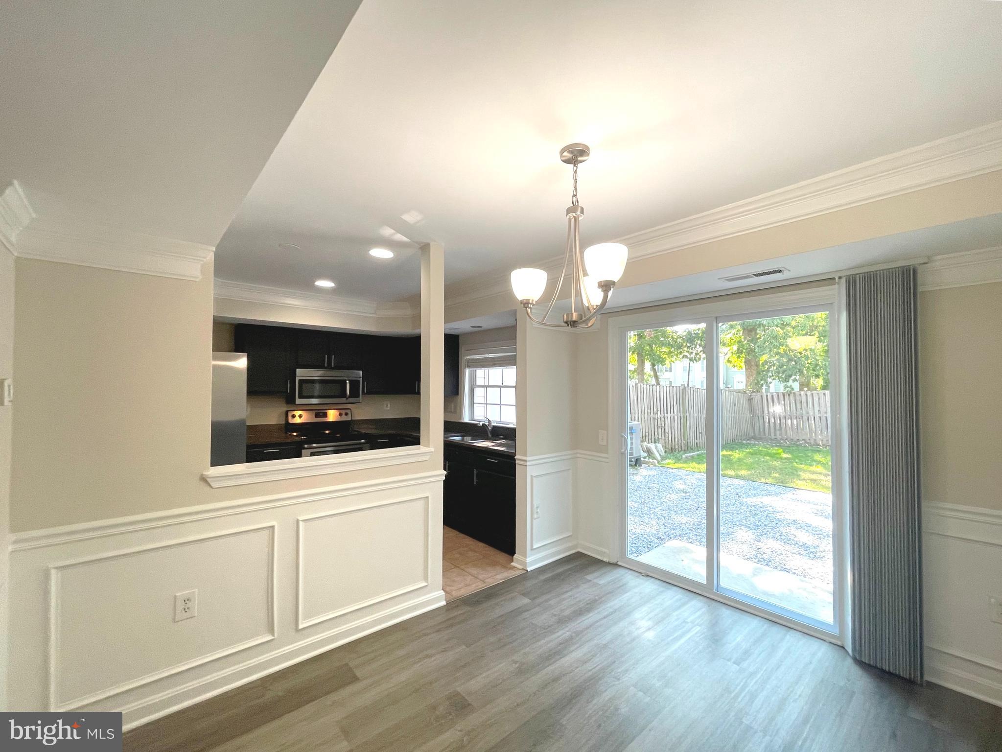 WESTLAKE VILLAGE - Residential