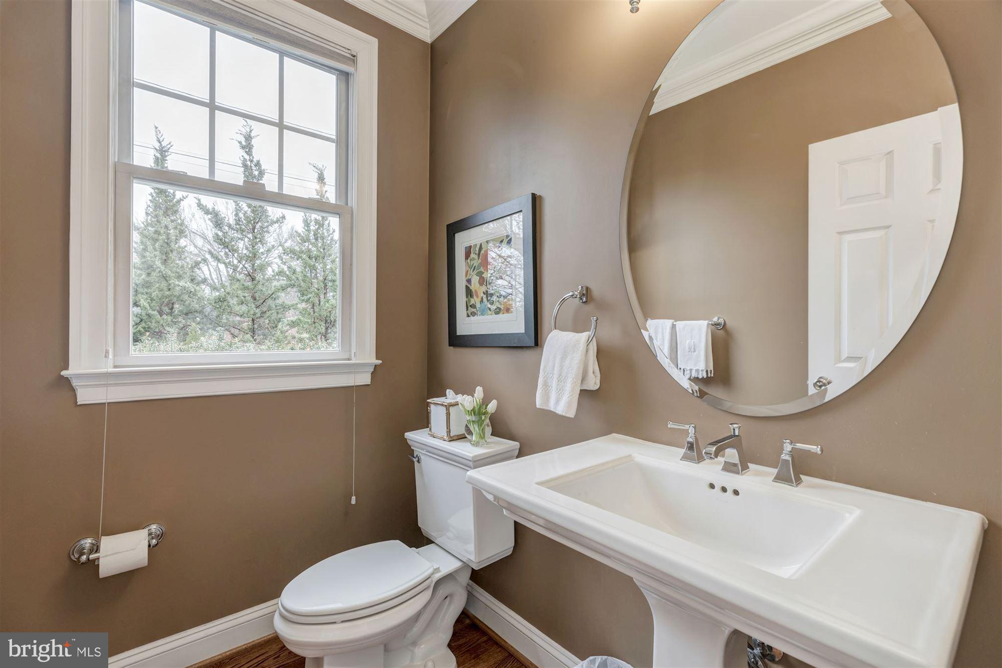 WEST MC LEAN - Residential