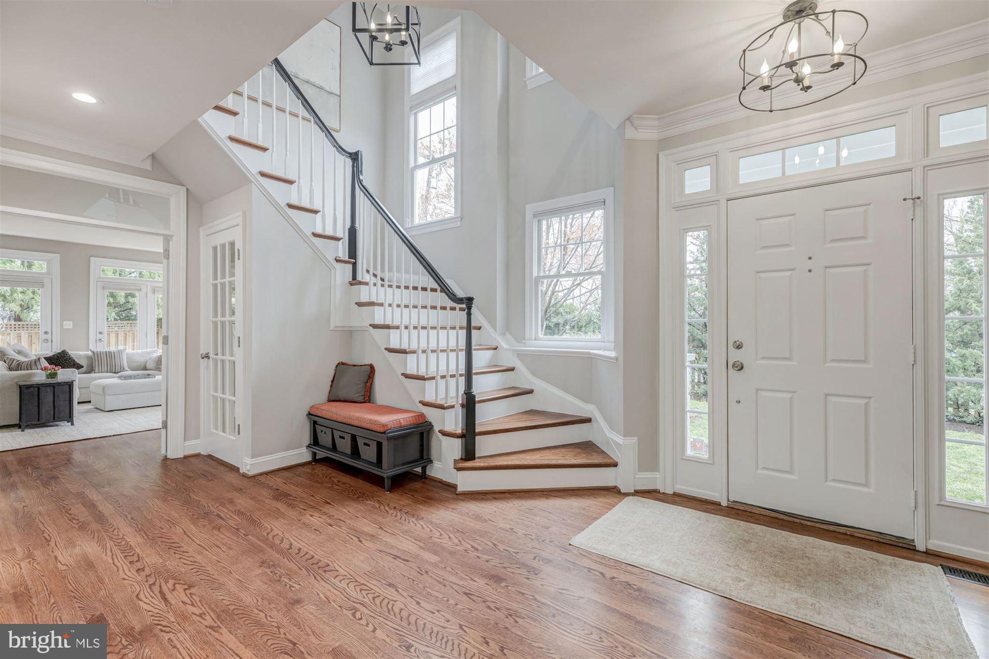 WEST MC LEAN - Residential