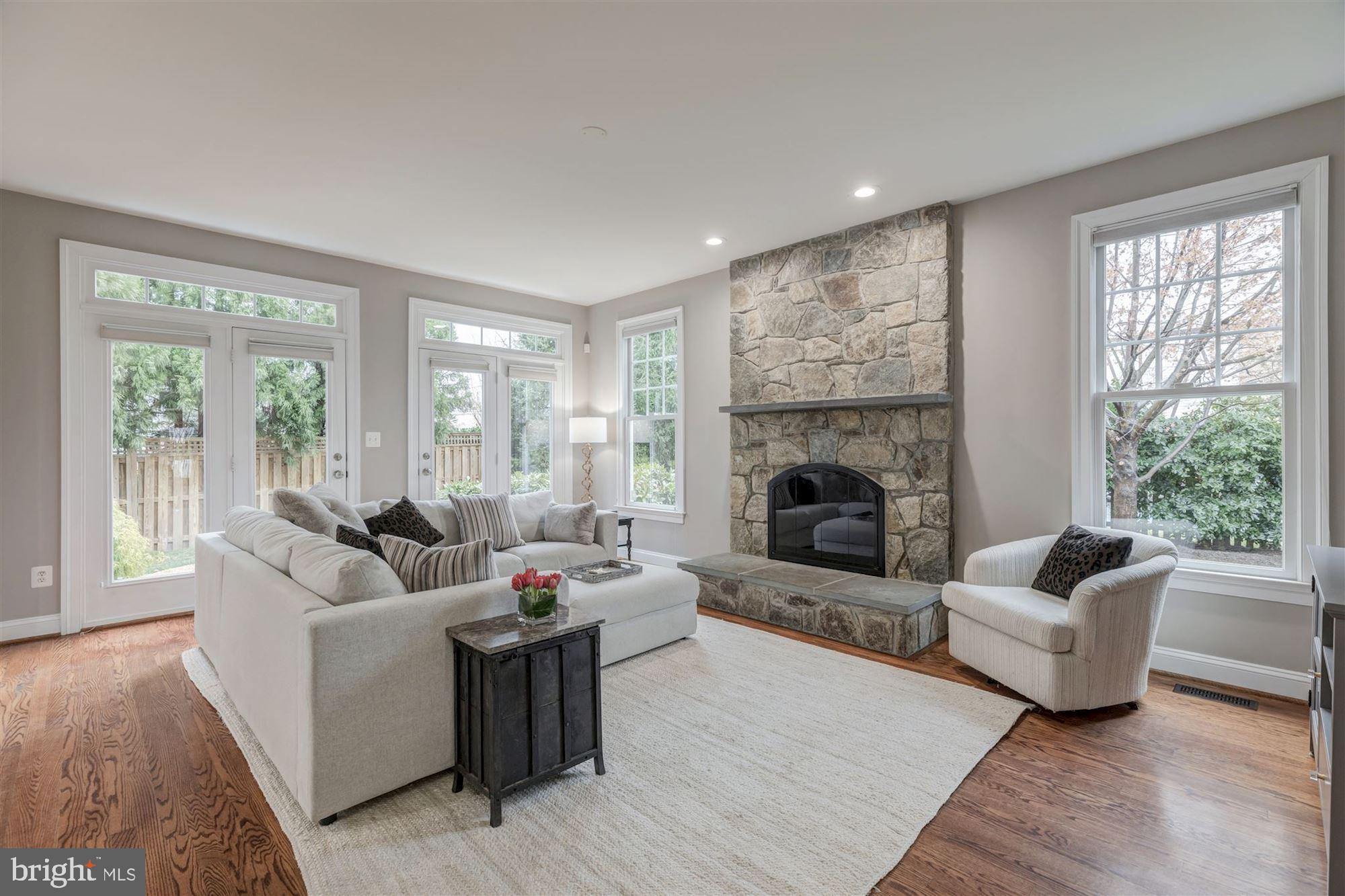 WEST MC LEAN - Residential