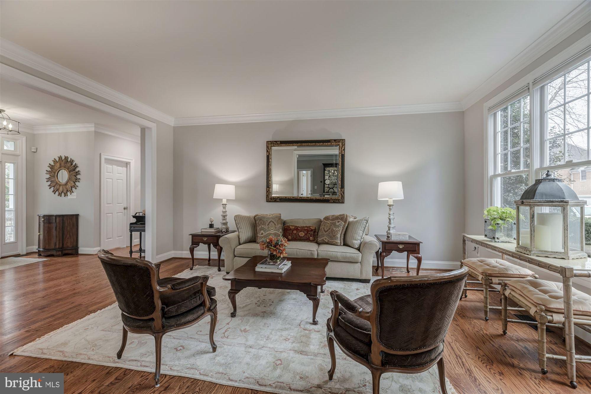WEST MC LEAN - Residential