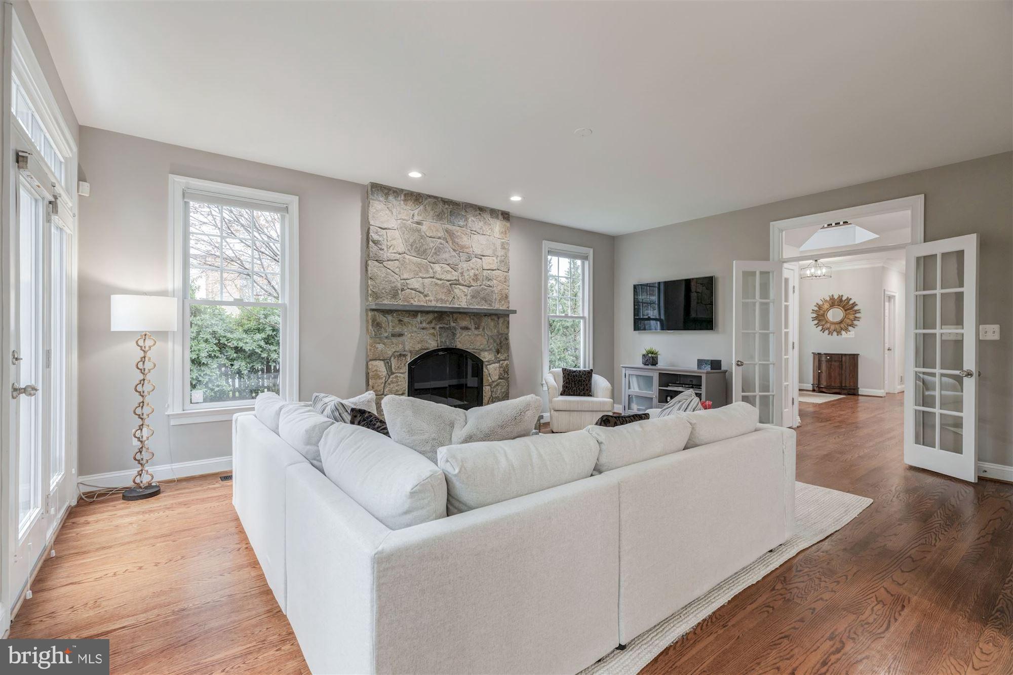 WEST MC LEAN - Residential