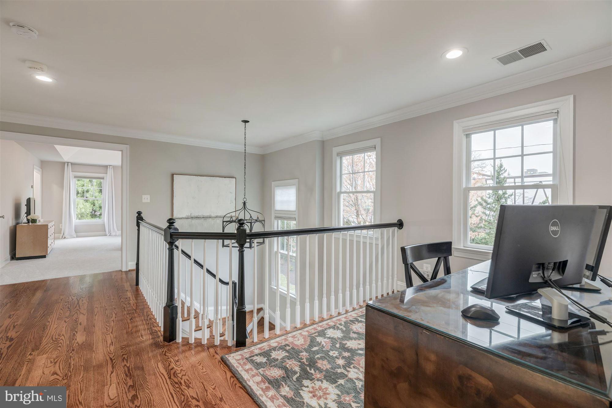 WEST MC LEAN - Residential