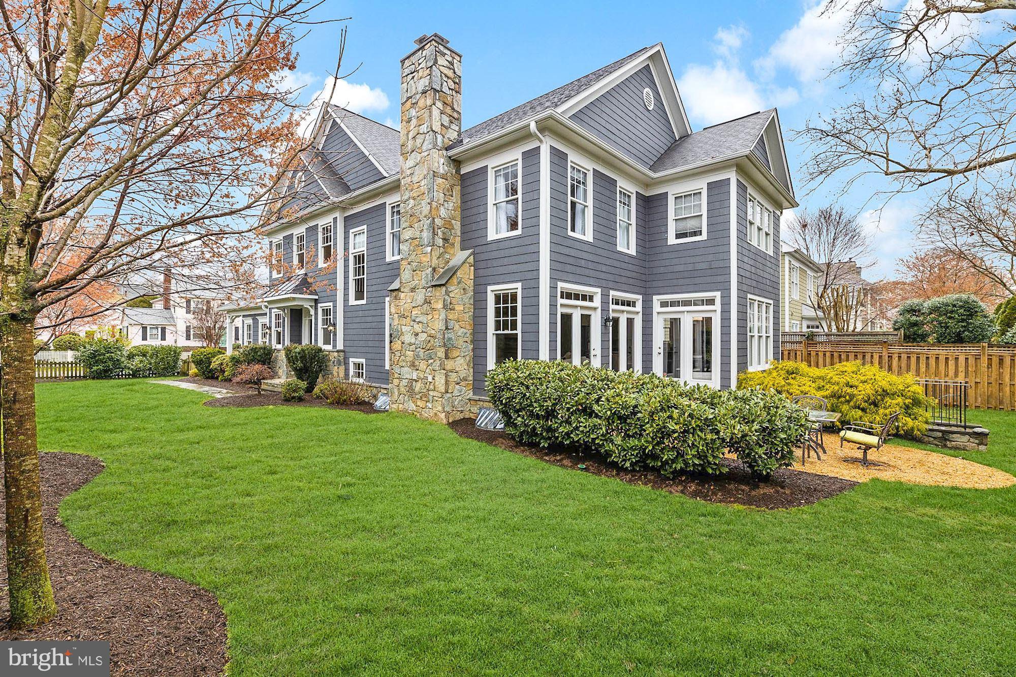 WEST MC LEAN - Residential