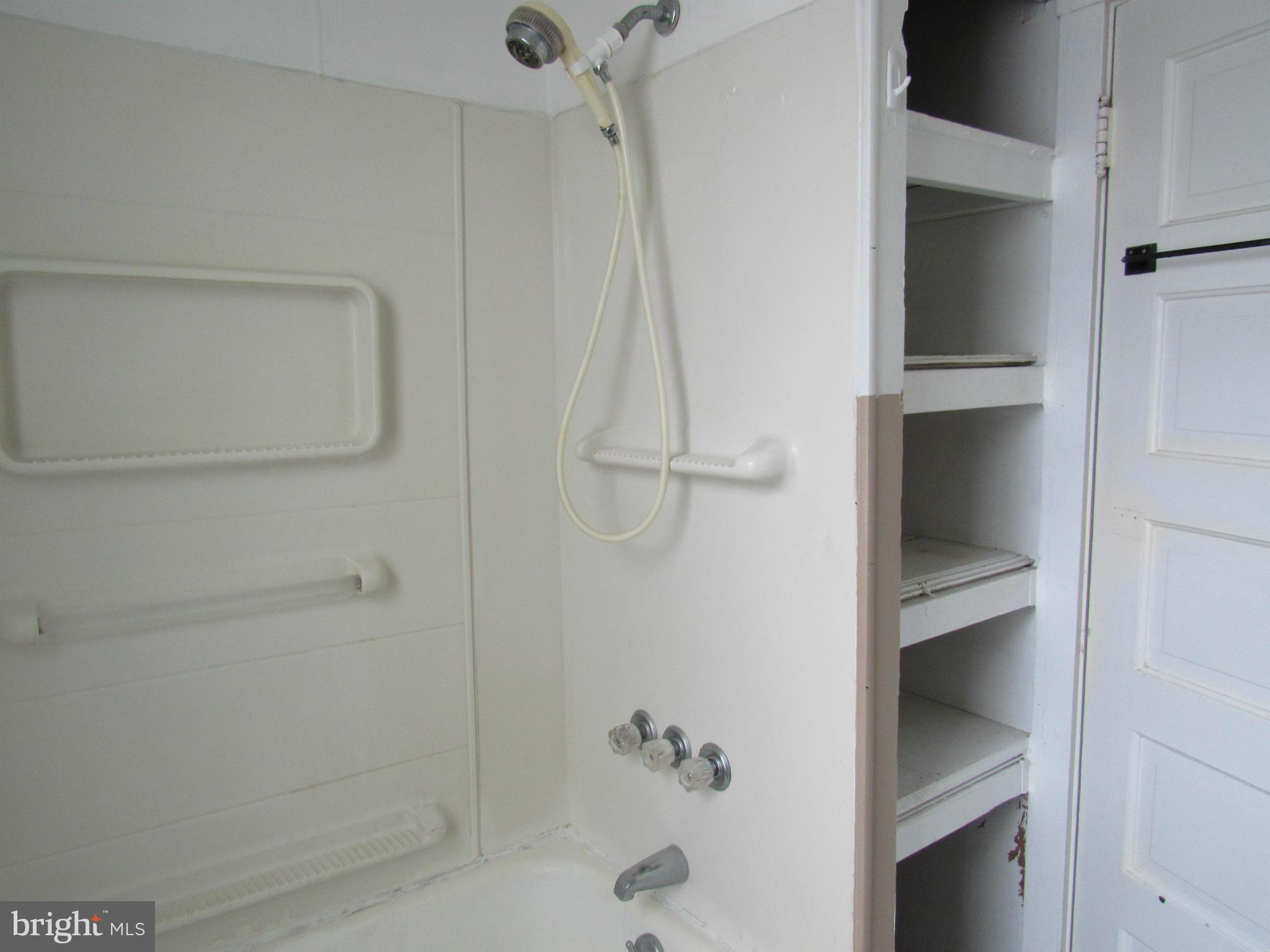 NORTH CHESAPEAKE BEACH - Residential Lease