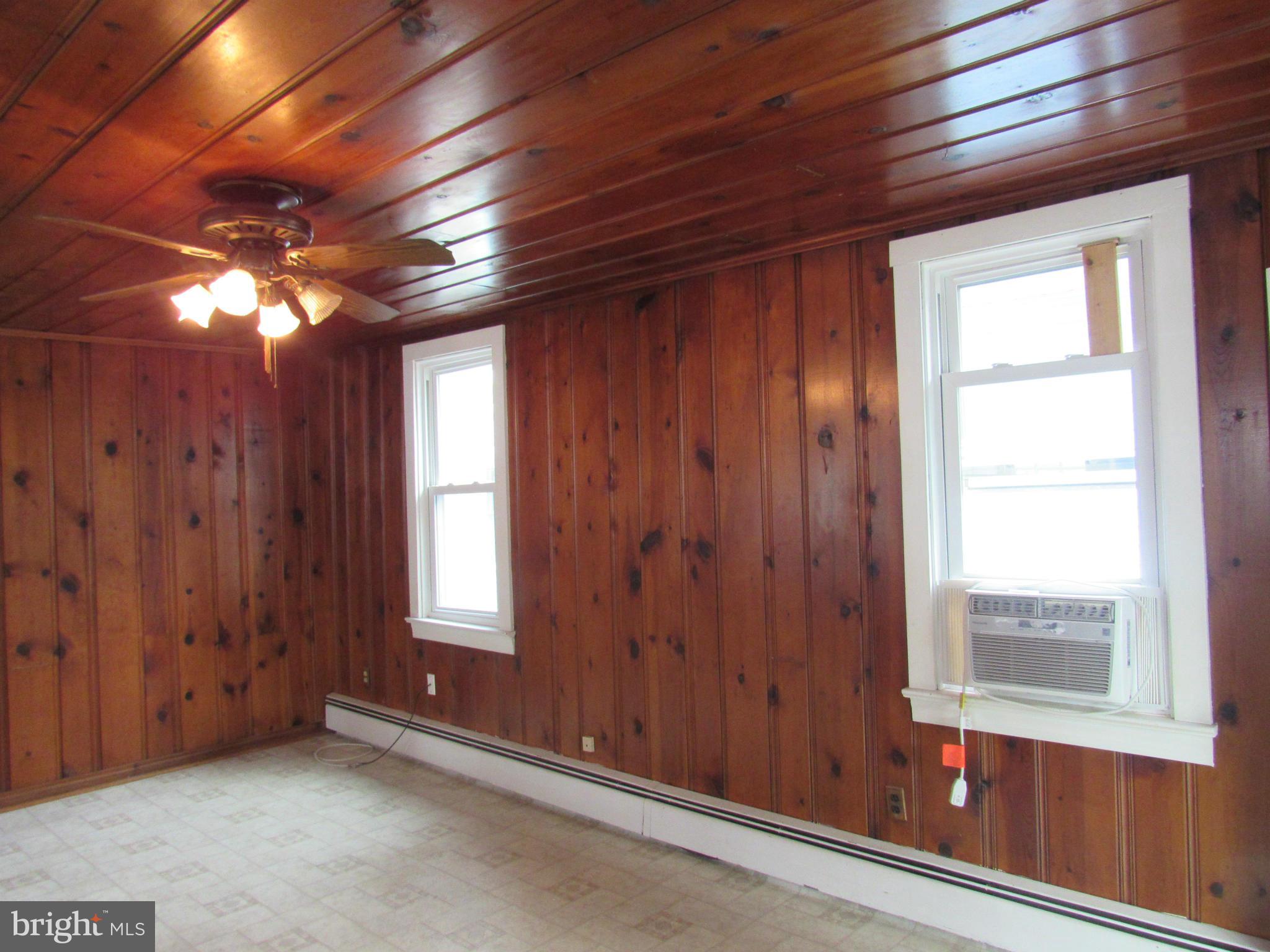 NORTH CHESAPEAKE BEACH - Residential Lease