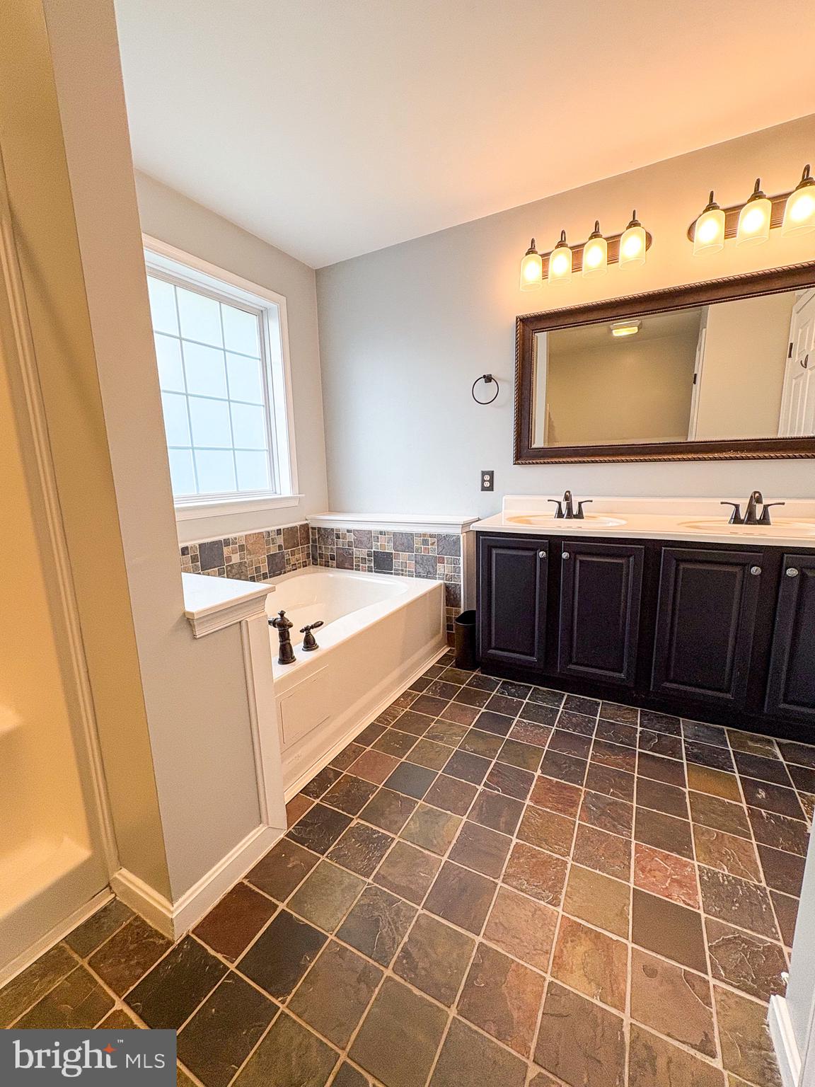 THE ORCHARDS - Residential