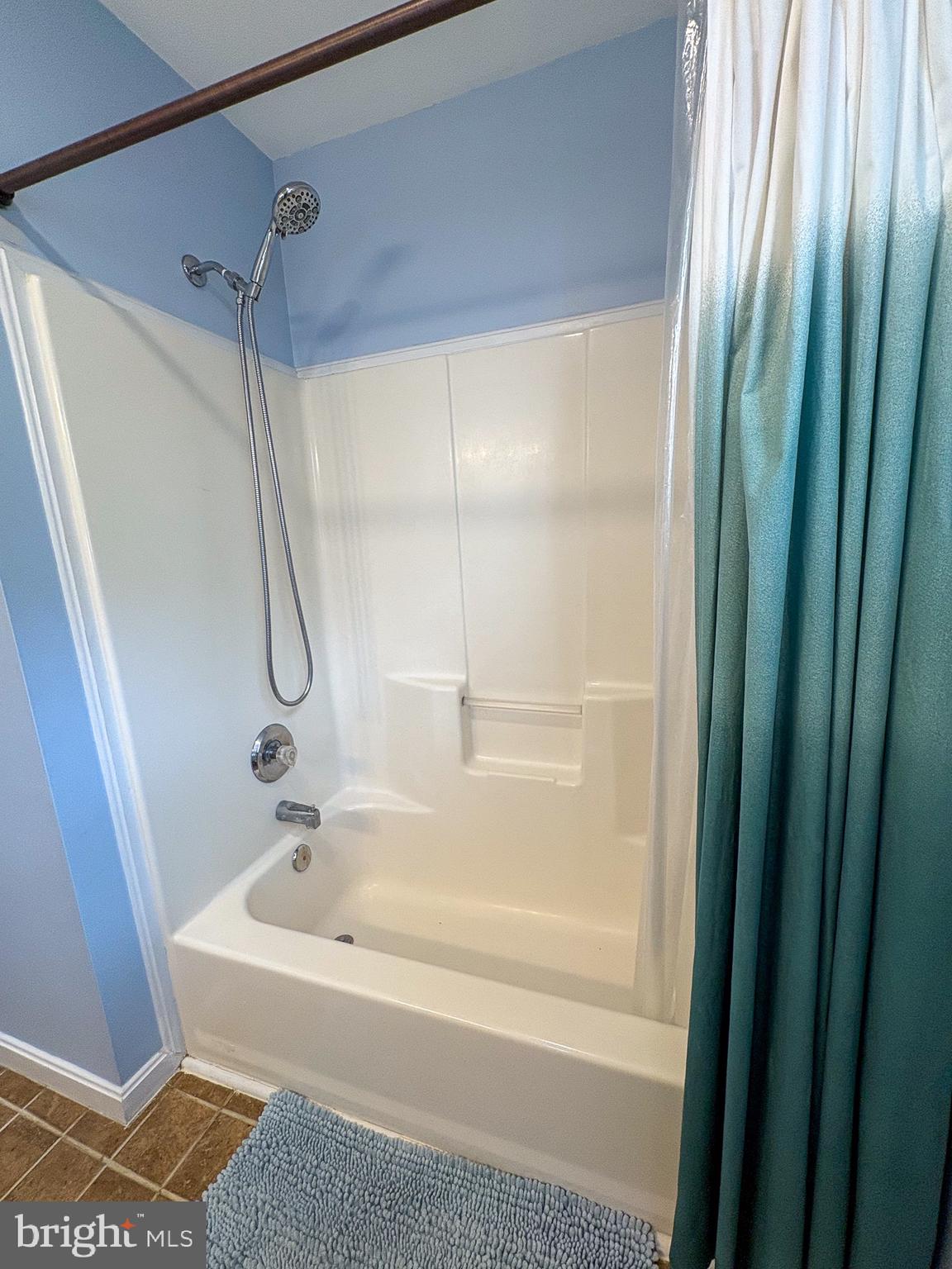 THE ORCHARDS - Residential