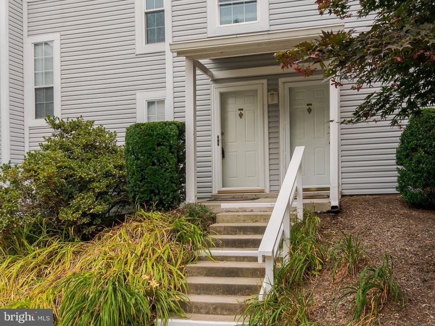 Great value for a 2 bedroom one level condo.  First floor unit. Freshly painted, great condition...move in ready. Separate living and dining room. Gleaming Hardwood floors. Wood burning Fireplace.  Access to Lake Ridge community amenities, Close to shopping, commuter routes north to DC, Close to all NOVA military bases