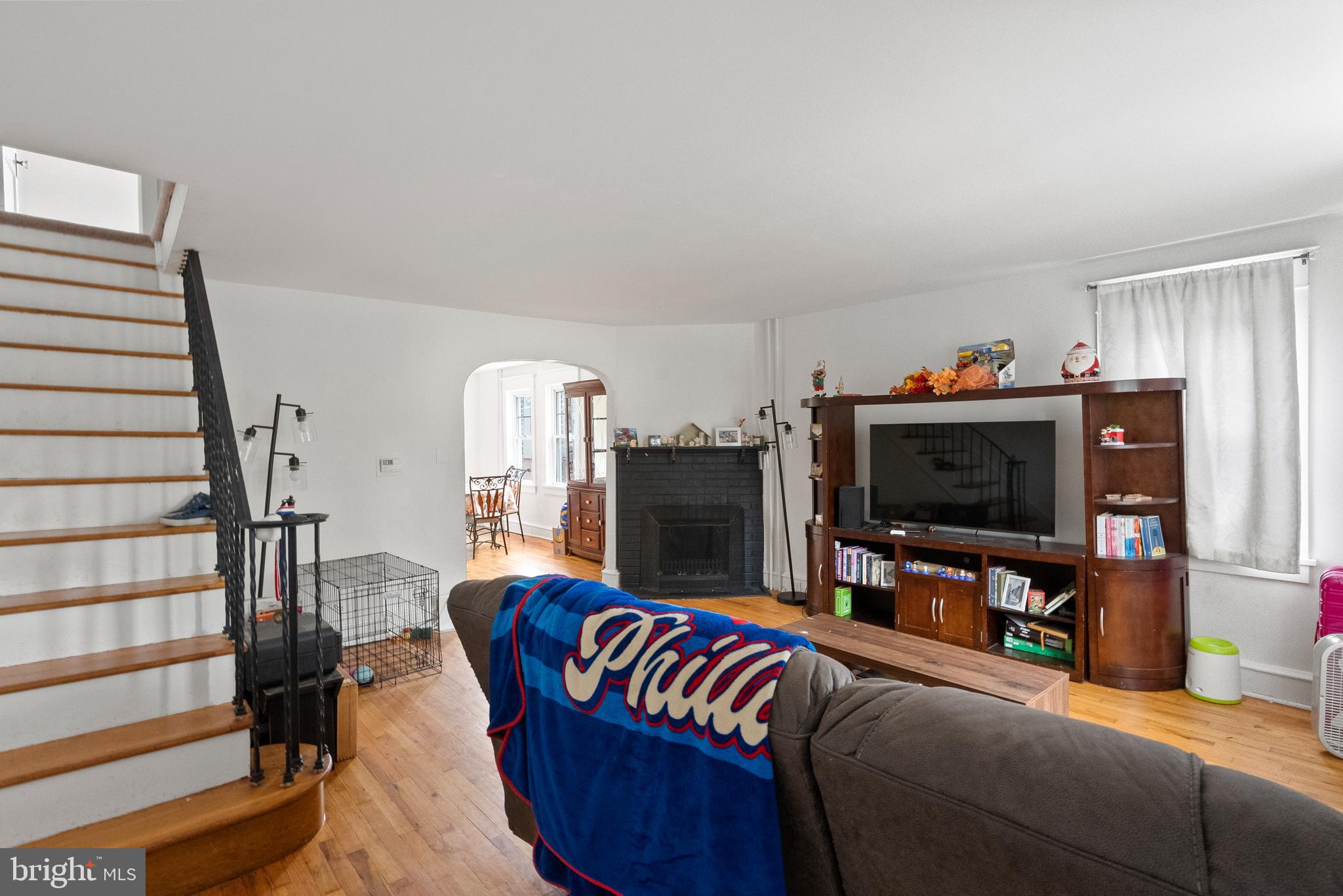 2 HENDRICKSON AVENUE