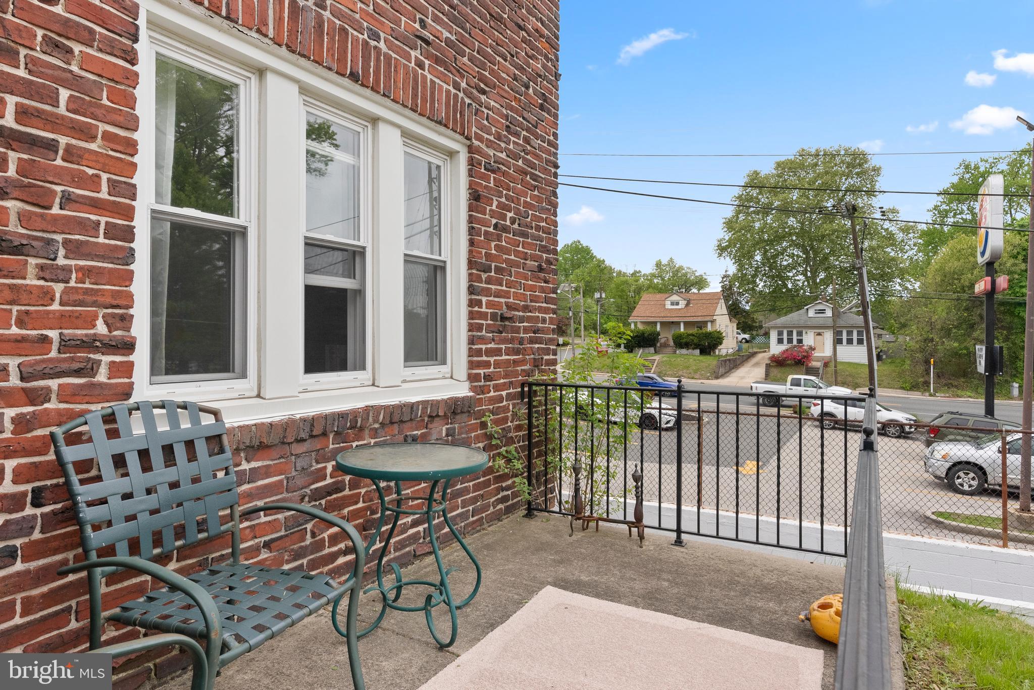 2 HENDRICKSON AVENUE