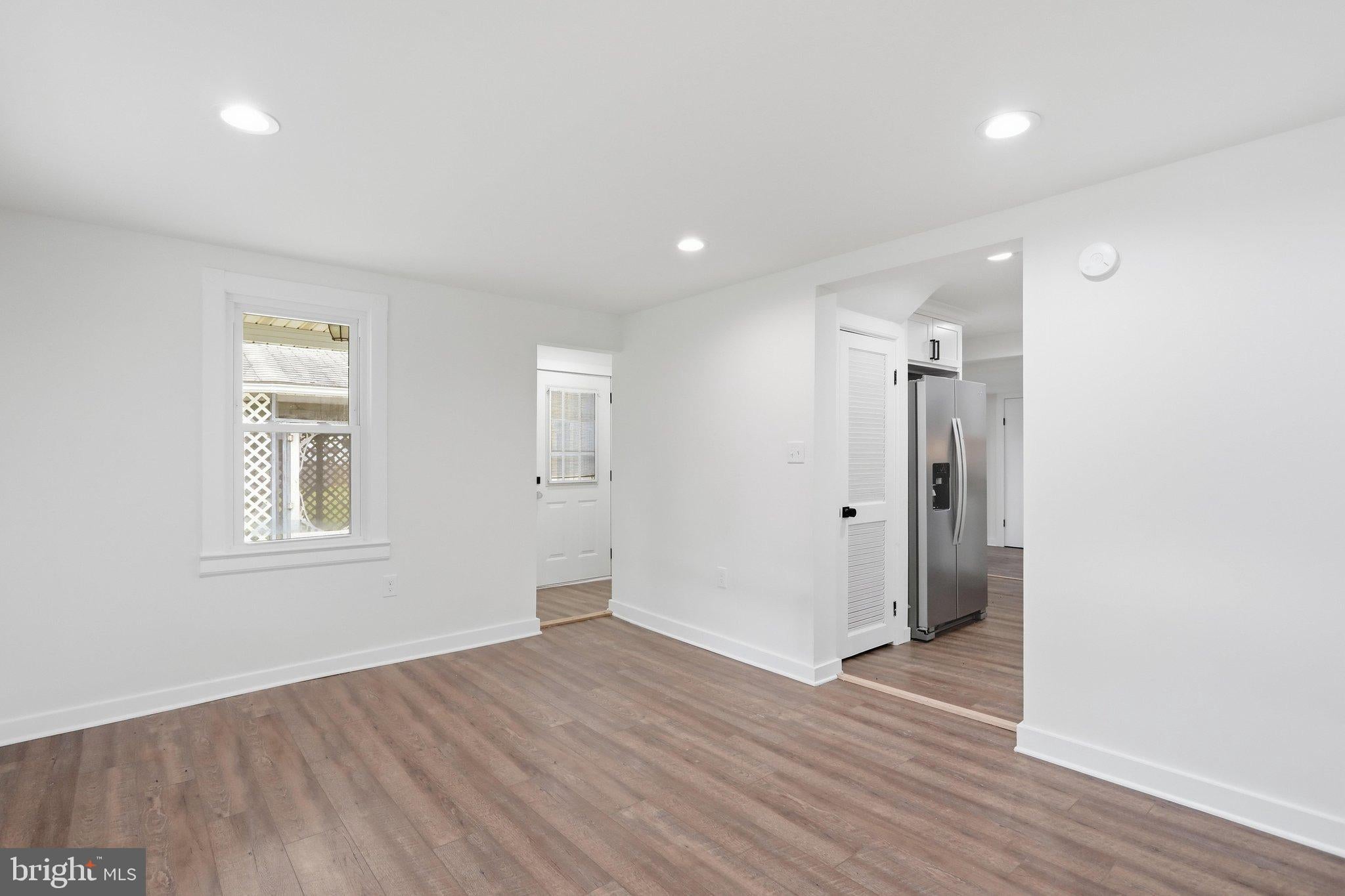 382 MISSION ROAD
