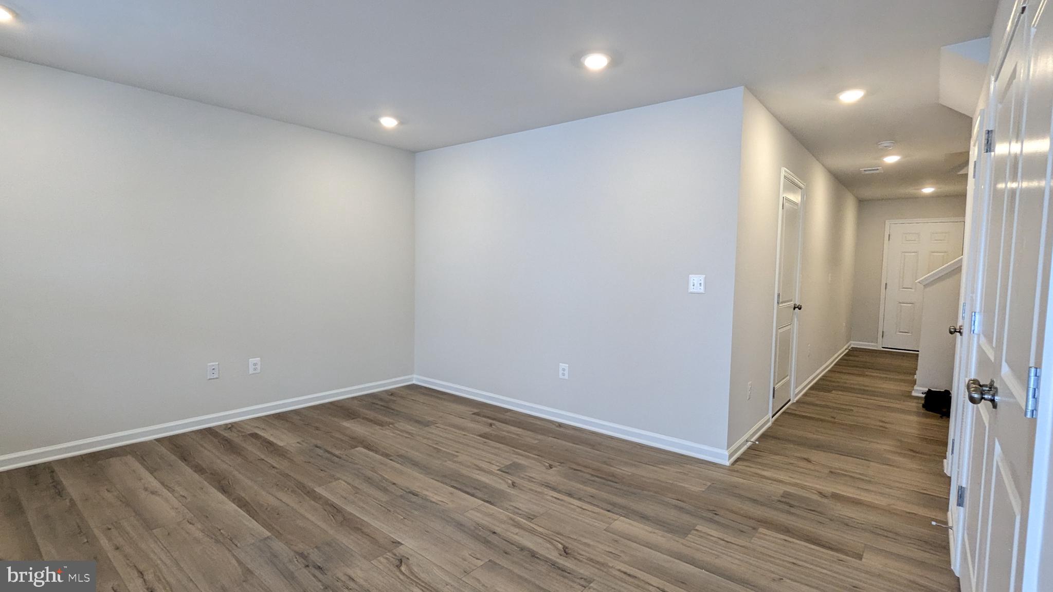 WILLOW GLEN - Residential Lease