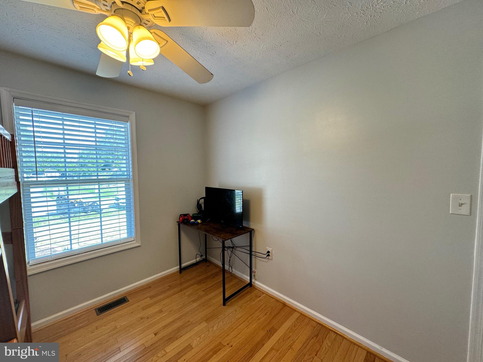 BRIAR RUN - Residential