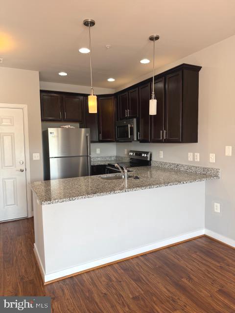 LAUREL PARK - Residential Lease