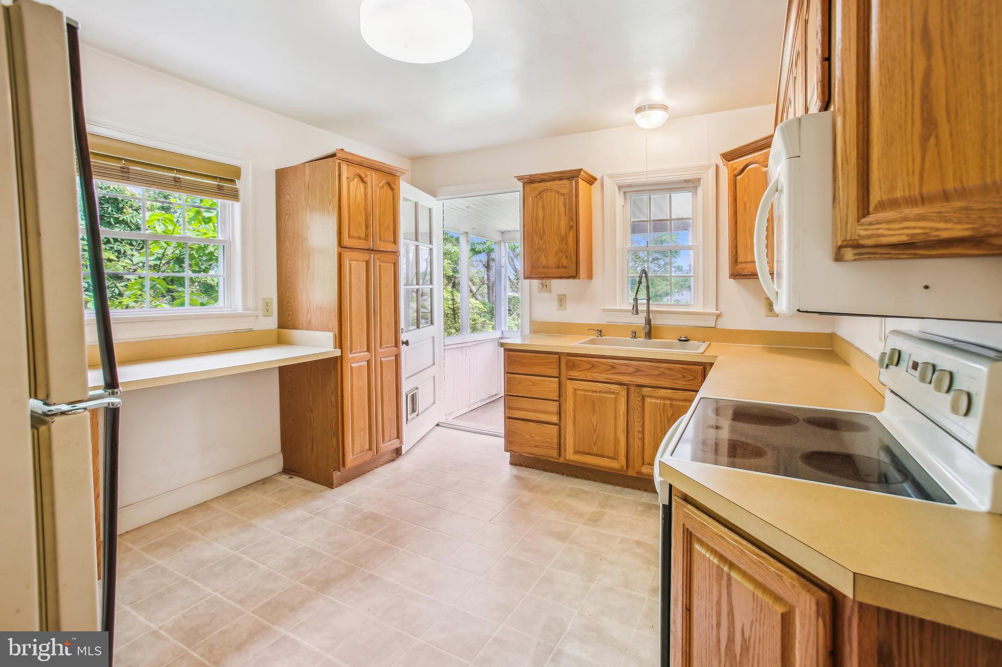 ACADEMY MANOR - Residential