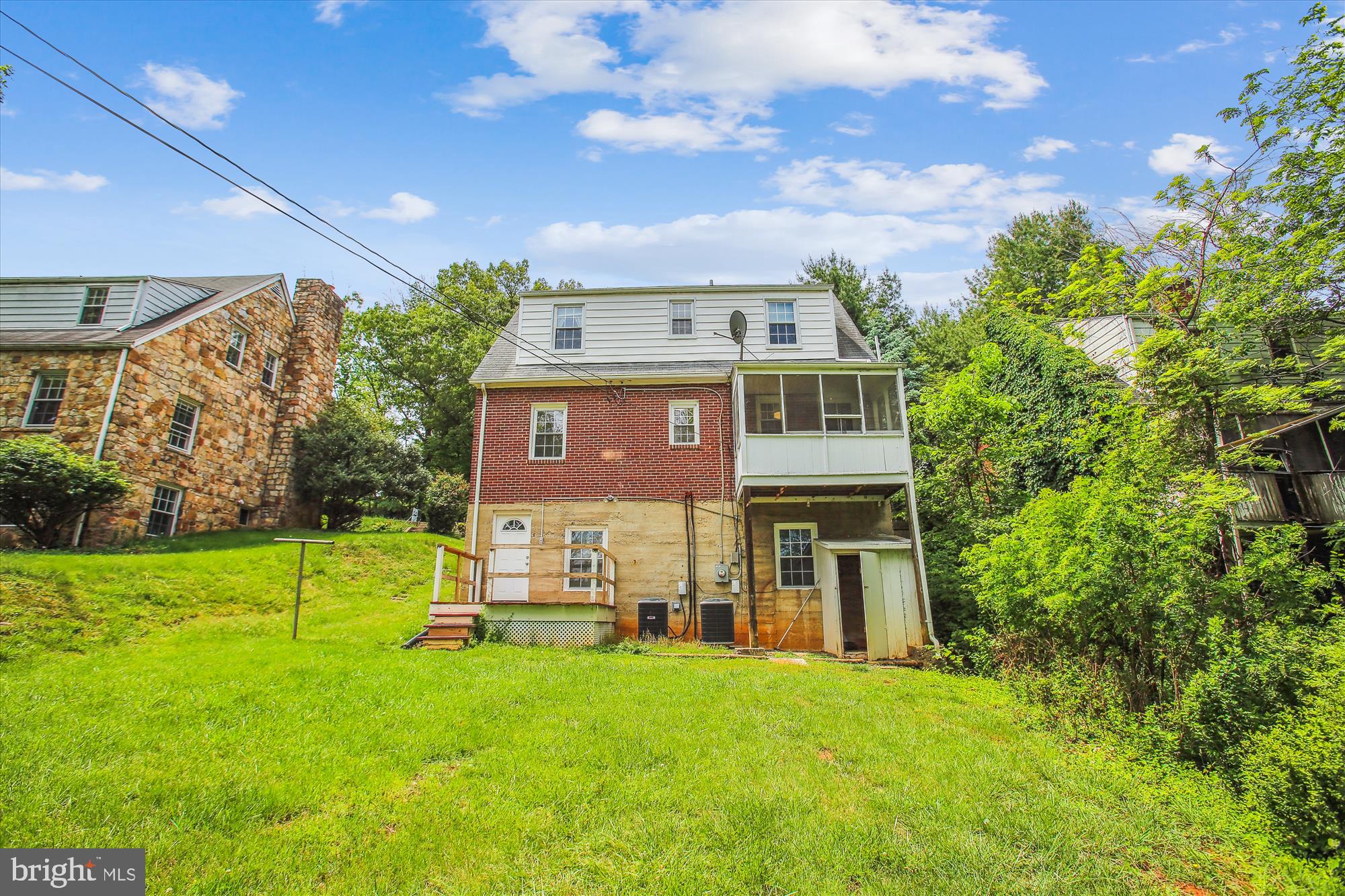 ACADEMY MANOR - Residential