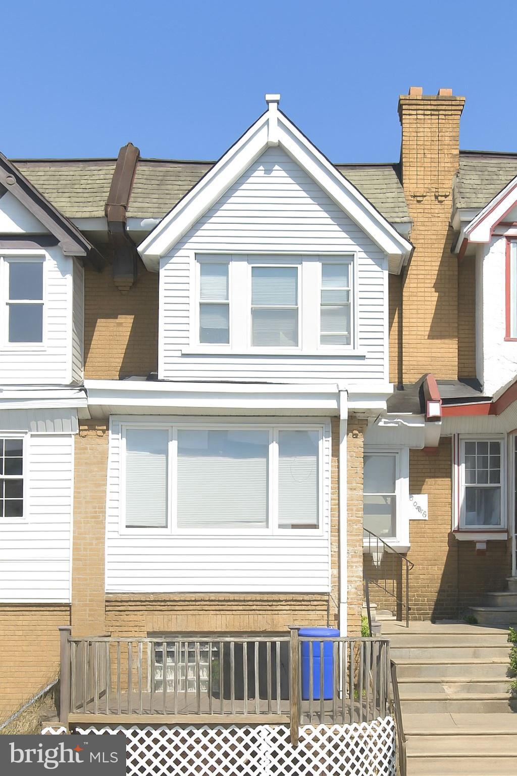 Don't miss this opportunity at 5603 Florence Ave! This spacious home offers 3 bedrooms, 1 bathroom, a welcoming living room, and a kitchen with attractive brown cabinets and easy-to-maintain laminate floors. You'll also appreciate the nice front and back porches – perfect for outdoor enjoyment! The property has been recently renovated.
The property is currently rented at $1,380/month. Please contact the listing agent for scheduling visit.