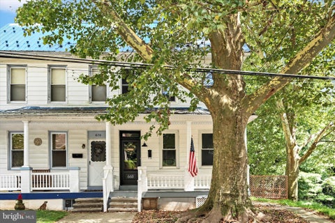 Photo for 668 N 3RD AVENUE