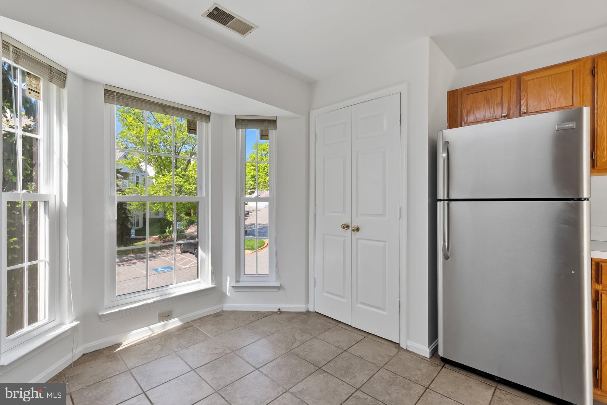 RUSSETT - Residential