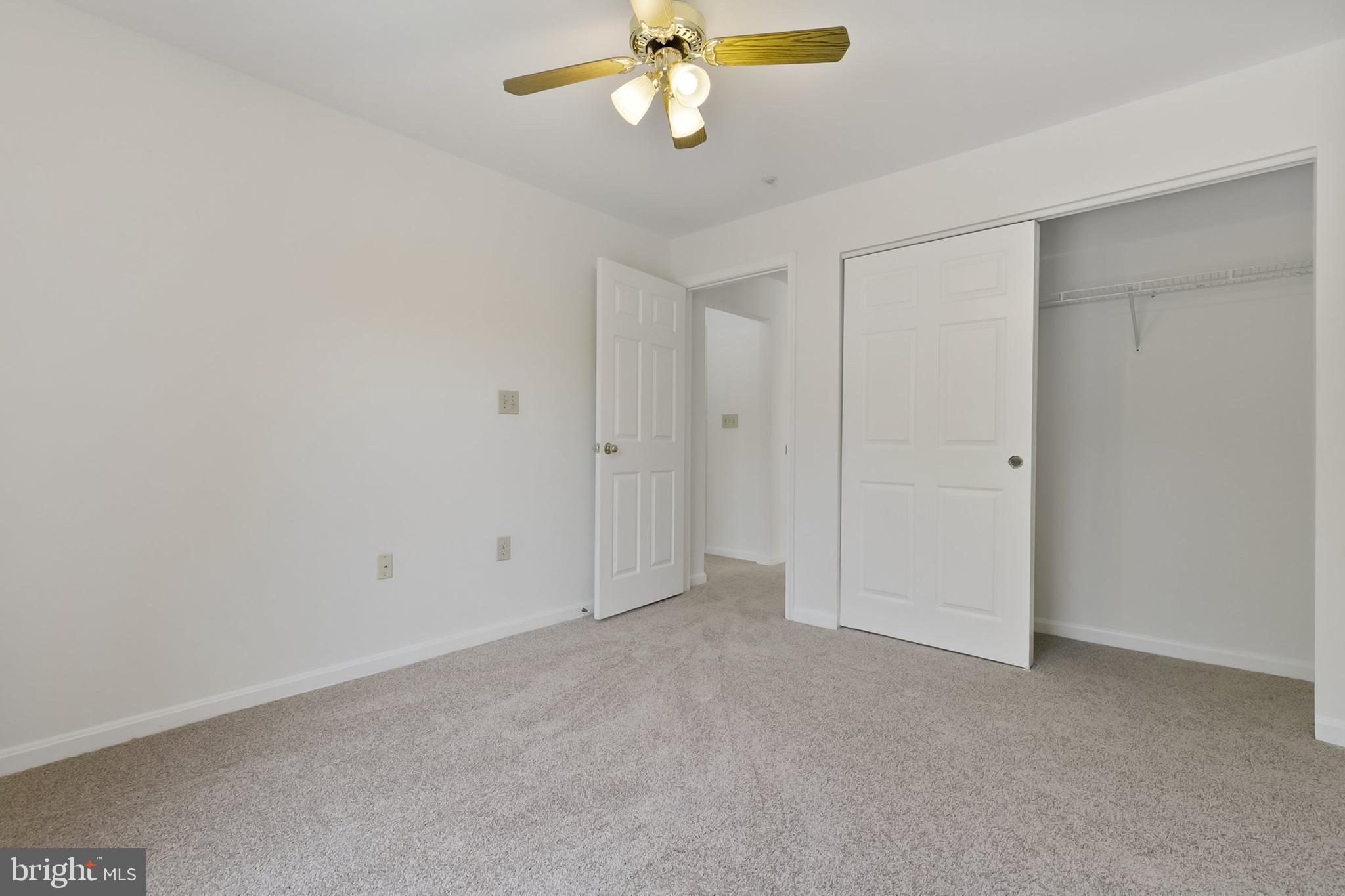 RUSSETT - Residential