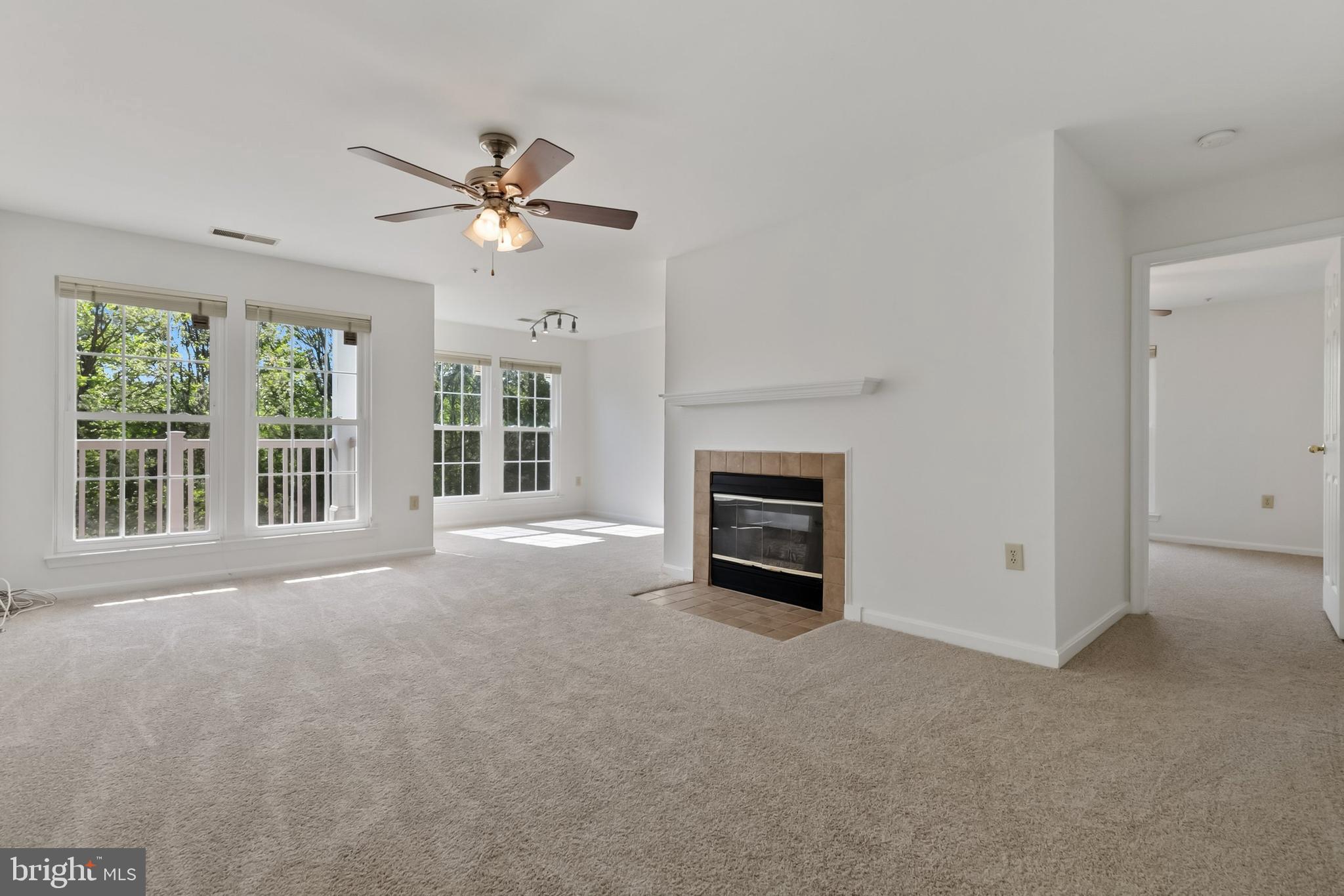 RUSSETT - Residential