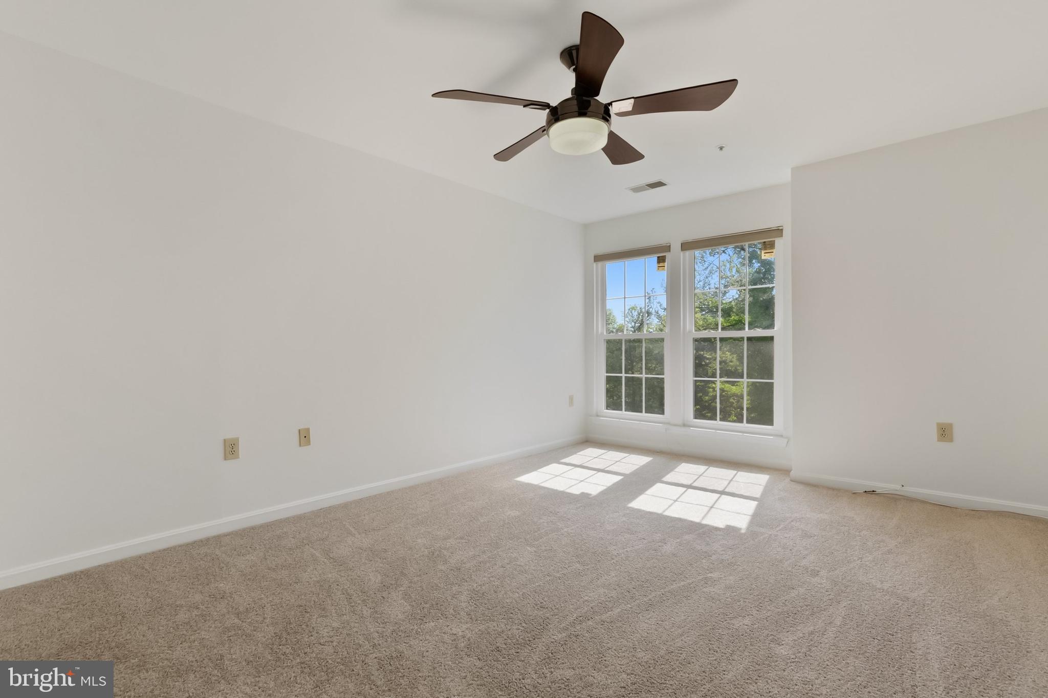 RUSSETT - Residential