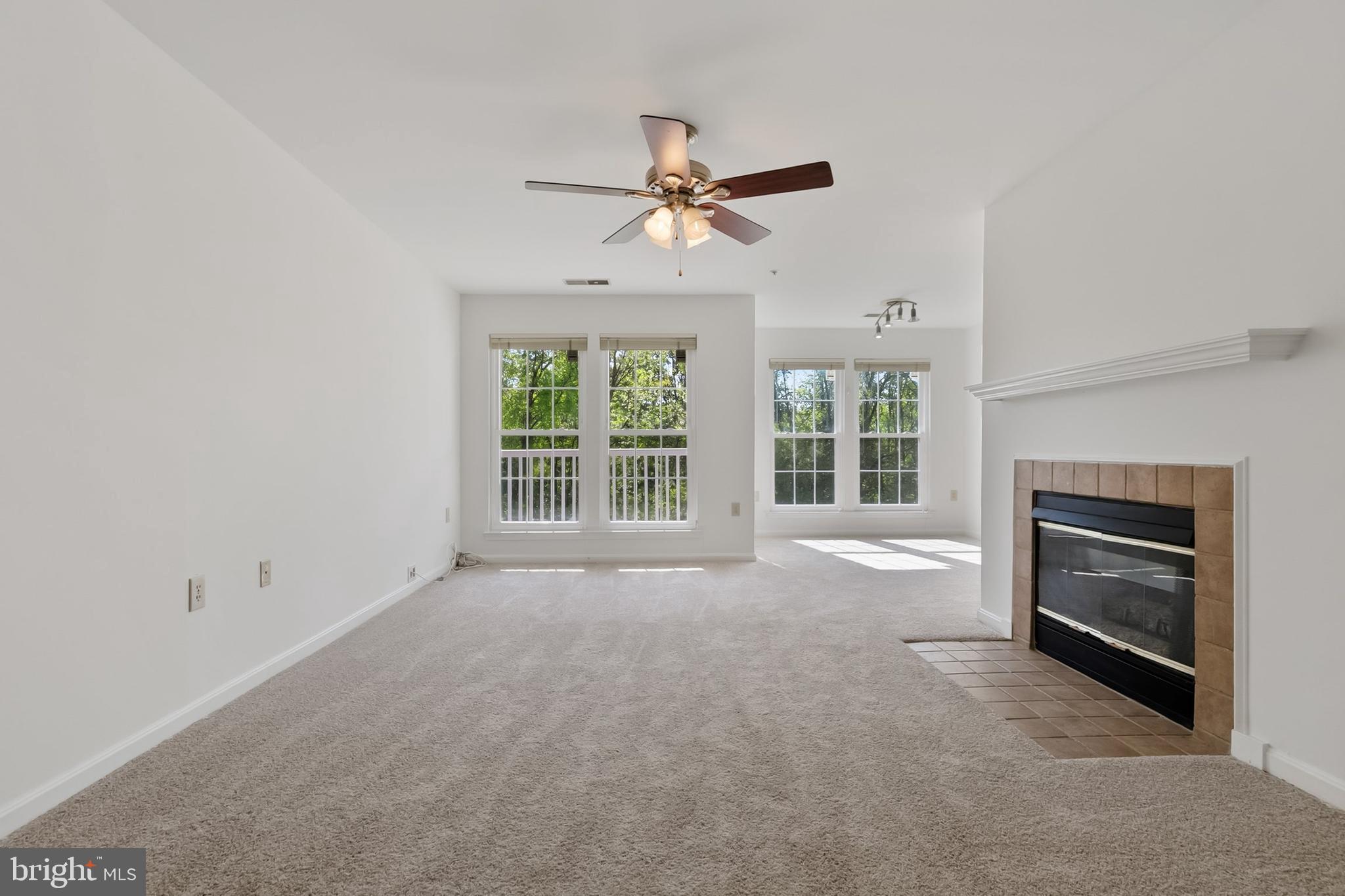 RUSSETT - Residential