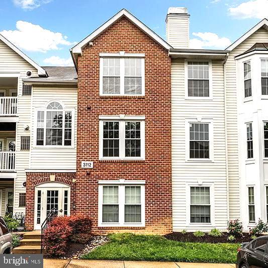 RUSSETT - Residential