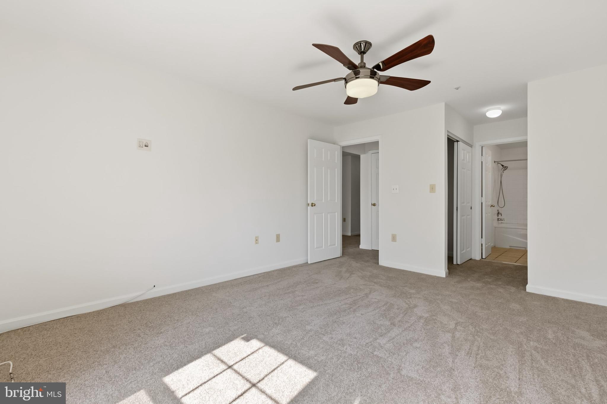 RUSSETT - Residential