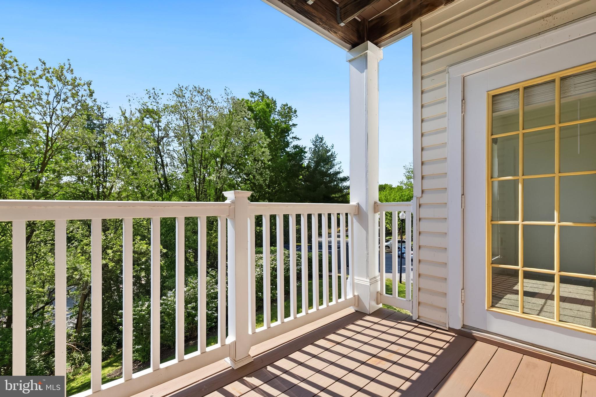 RUSSETT - Residential