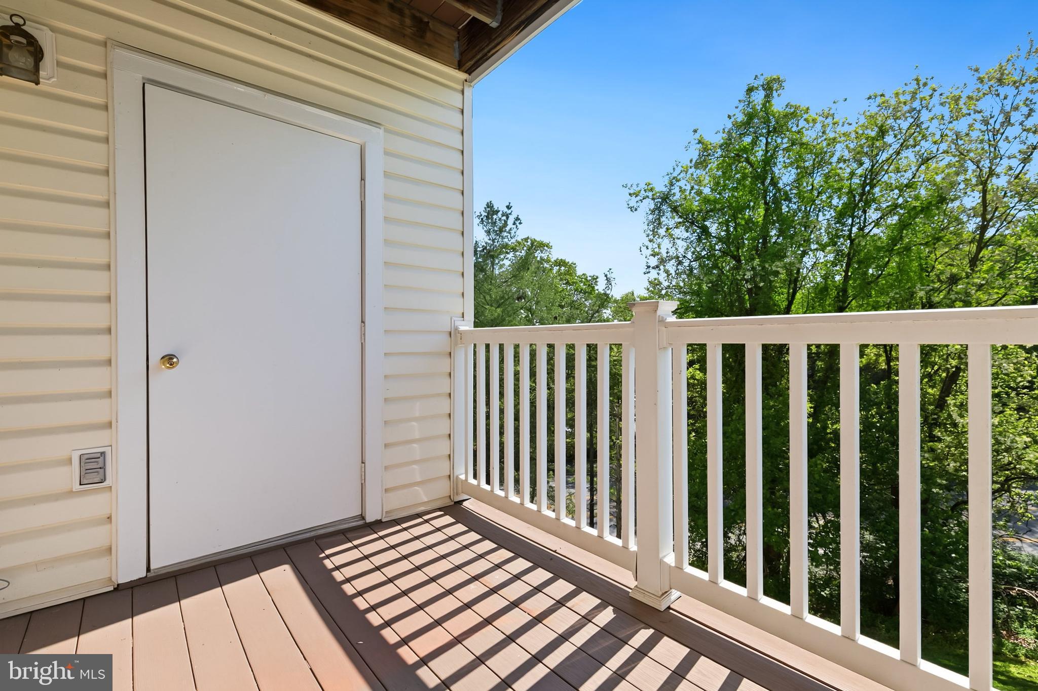 RUSSETT - Residential