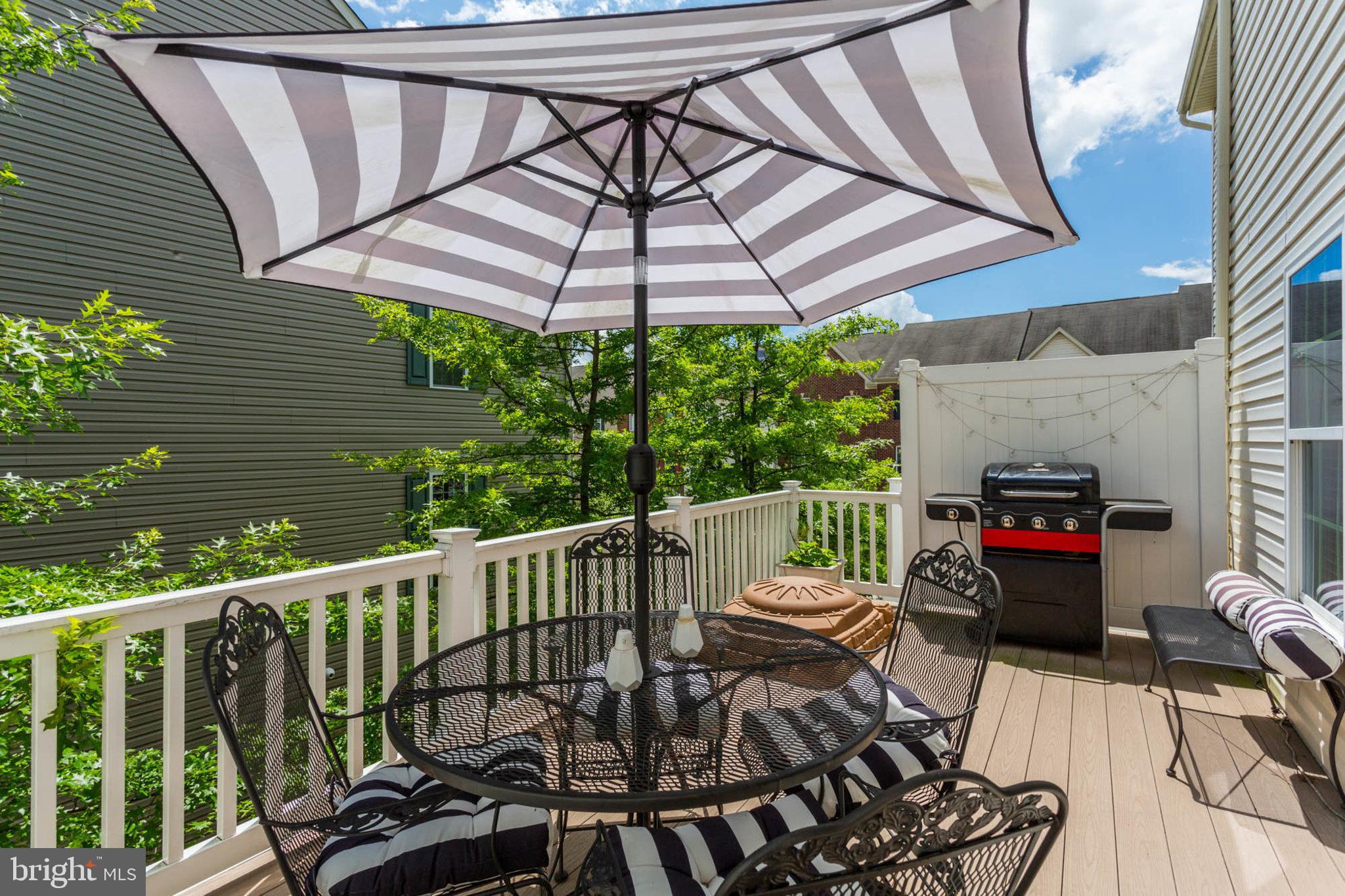 HOWARD SQUARE - Residential Lease