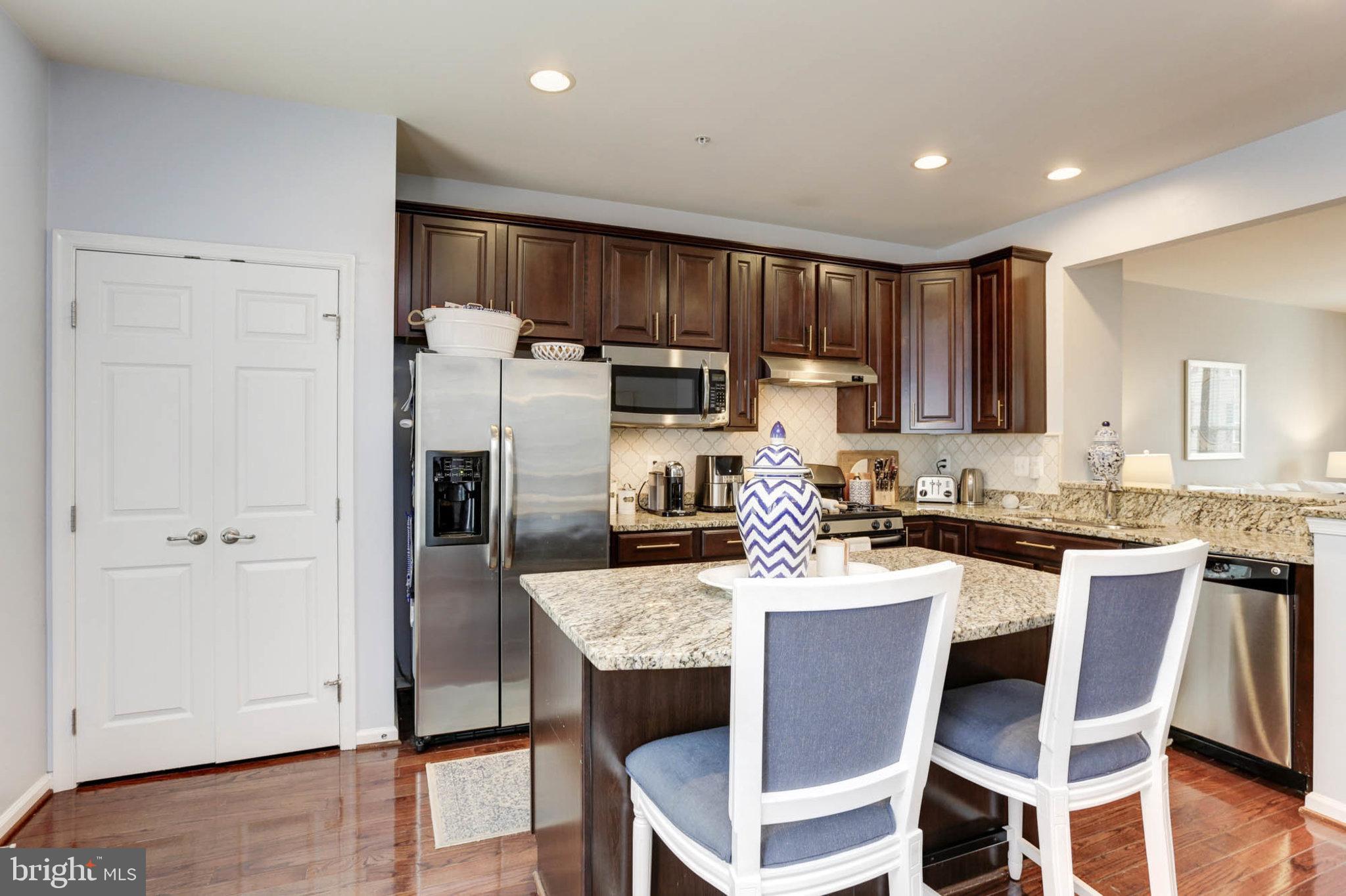 HOWARD SQUARE - Residential Lease