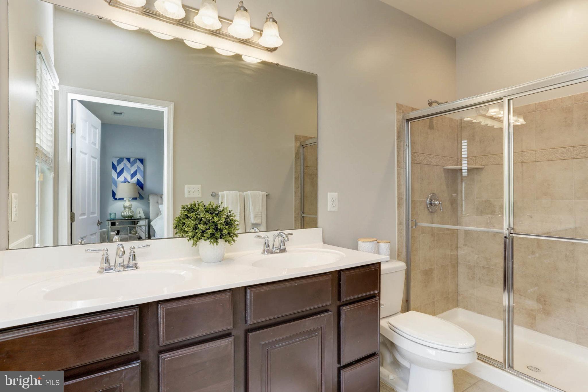 HOWARD SQUARE - Residential Lease