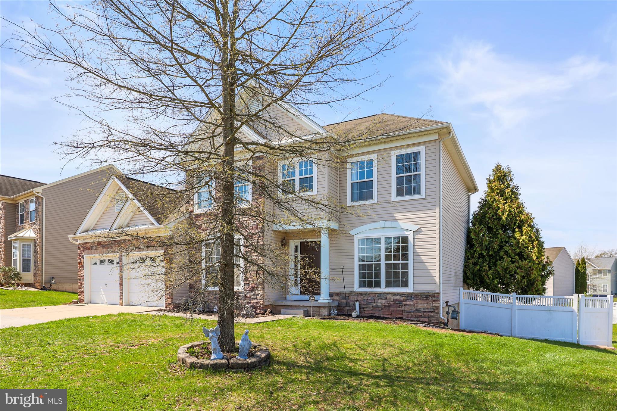 180 HUNTER CREEK DRIVE