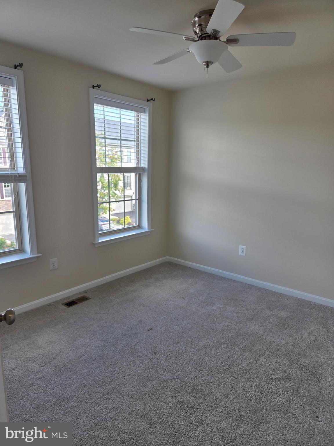 CANTERBURY VILLAGE - Residential Lease