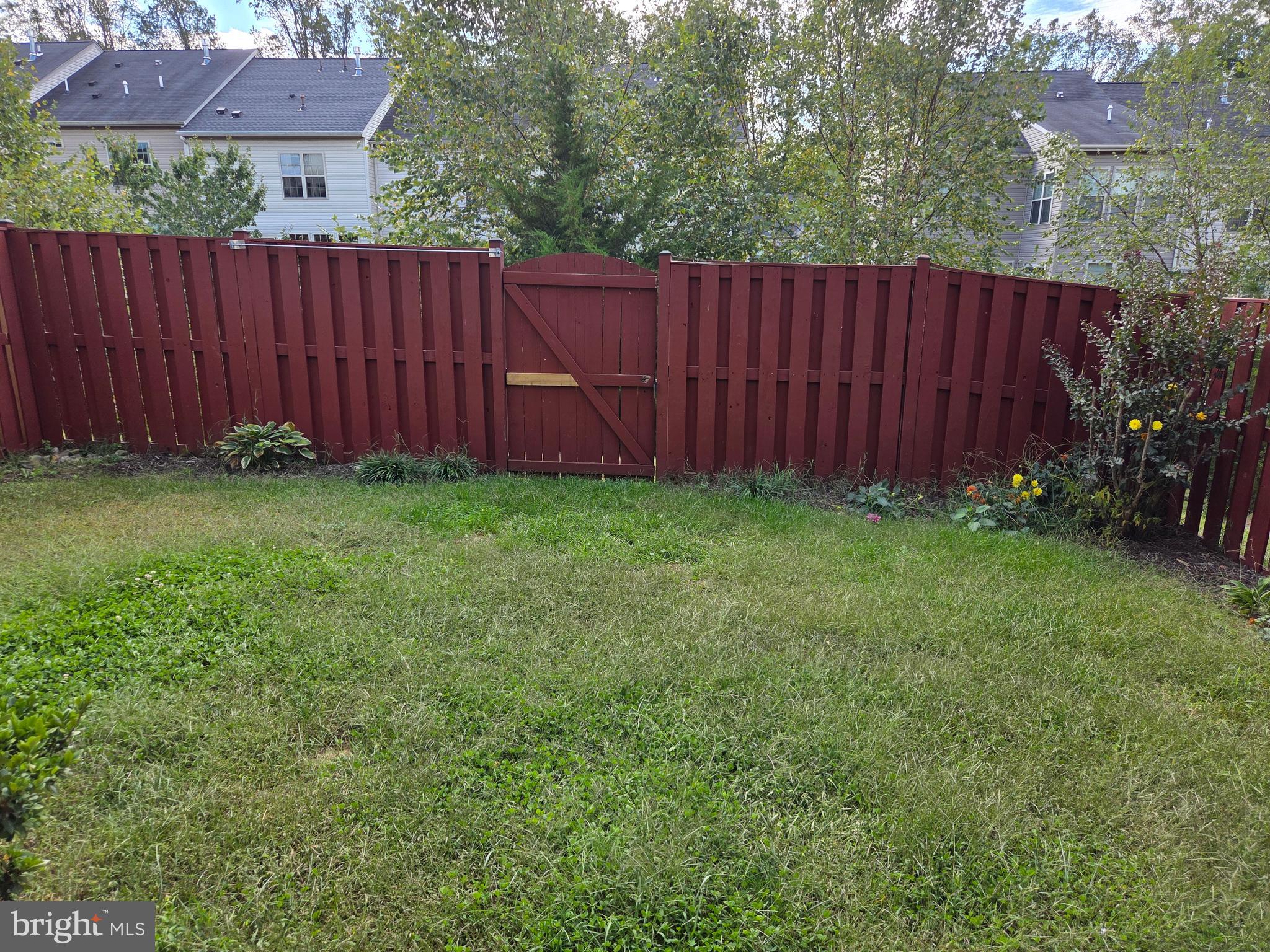 CANTERBURY VILLAGE - Residential Lease