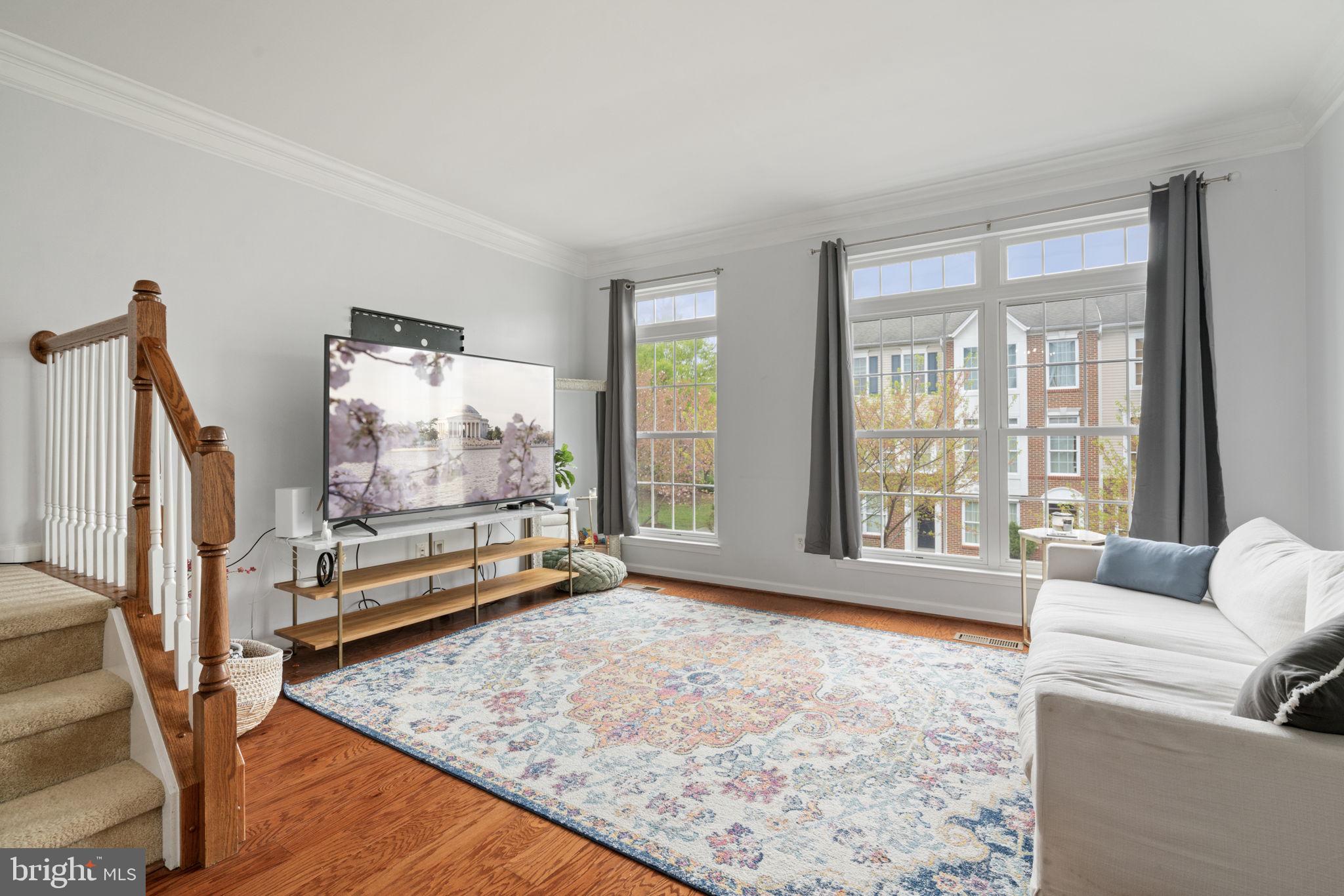 SOUTH RIDING - Residential Lease