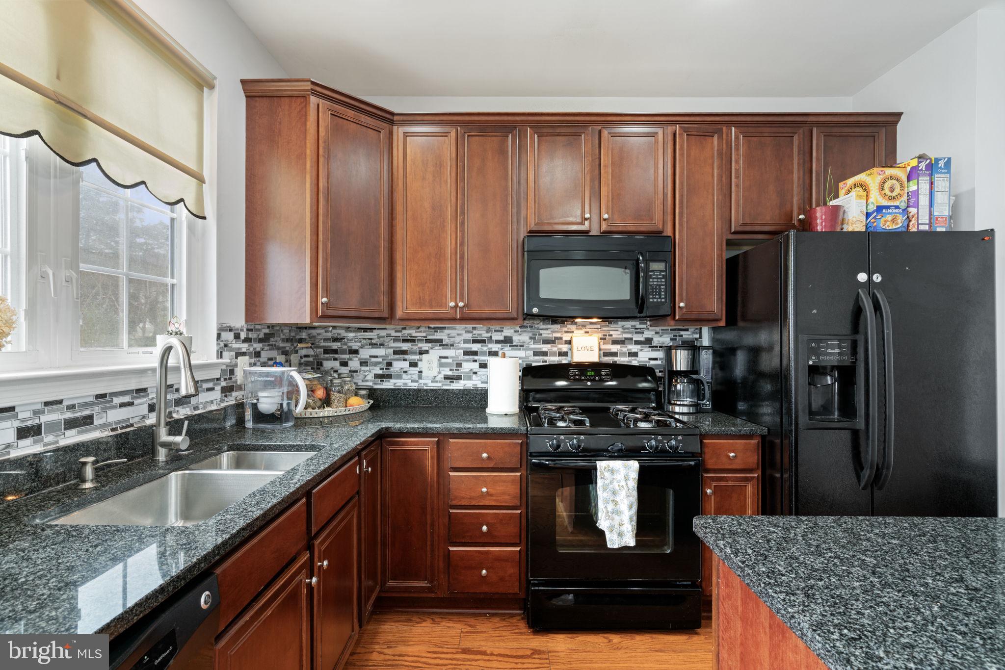 SOUTH RIDING - Residential Lease