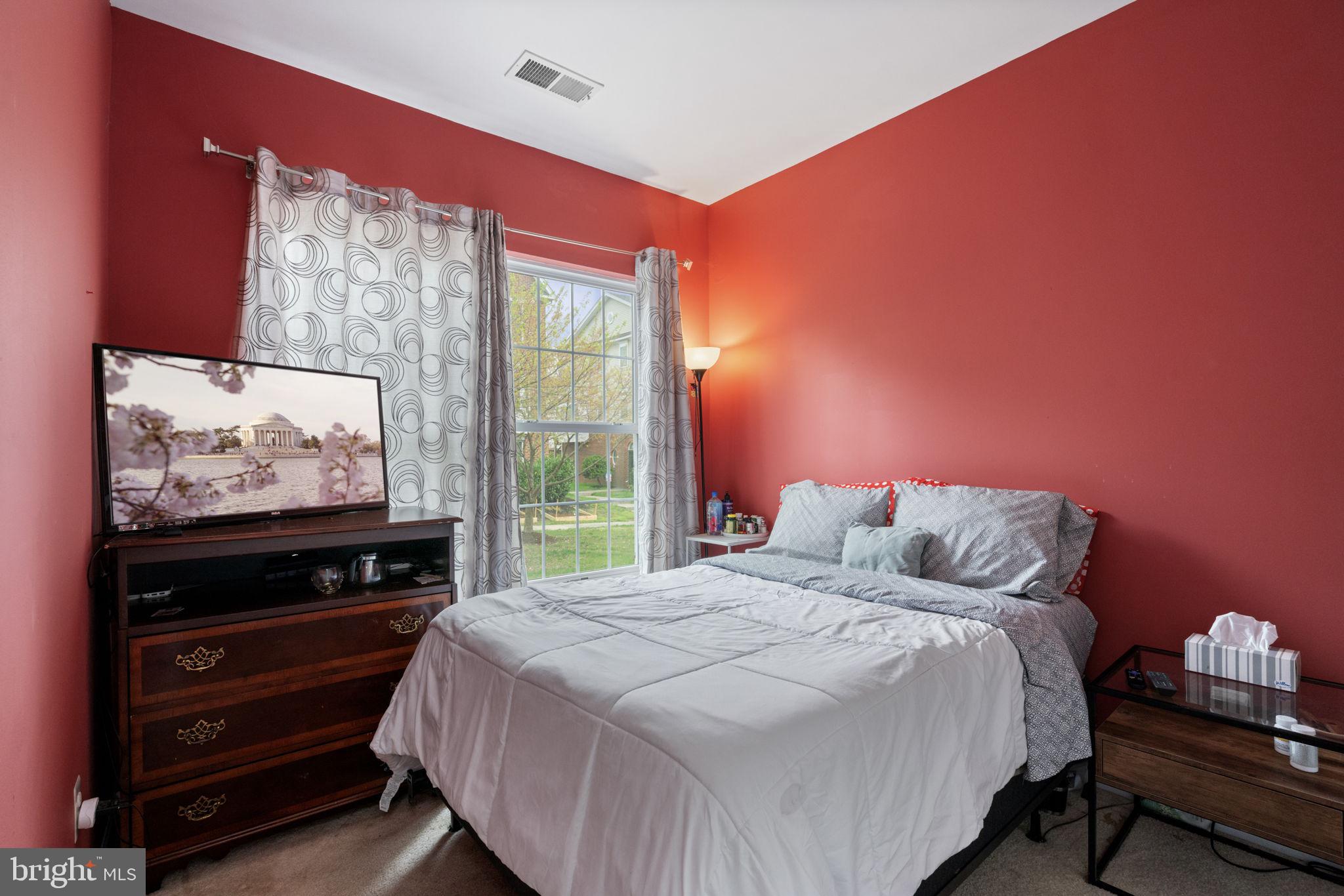 SOUTH RIDING - Residential Lease