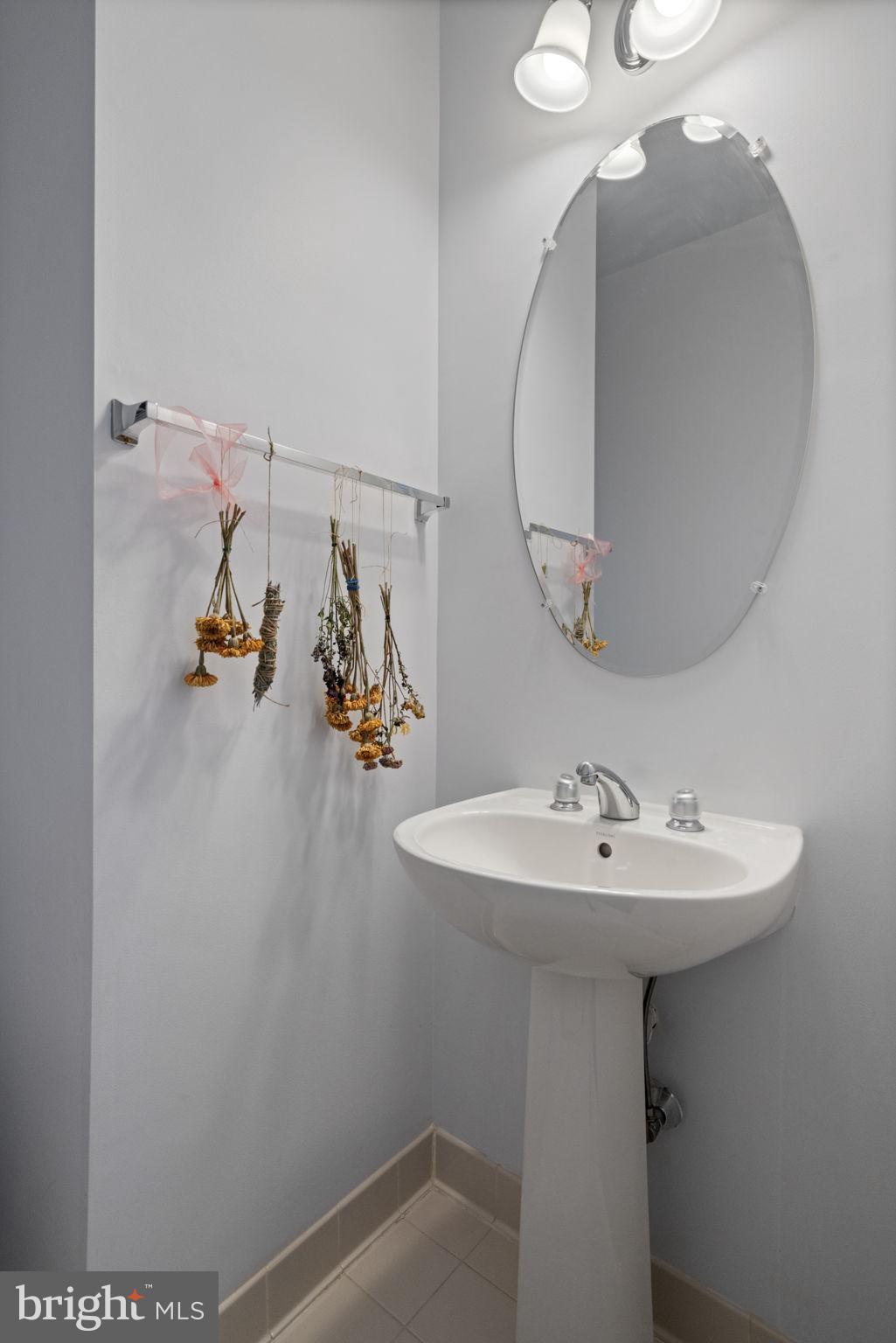 SOUTH RIDING - Residential Lease