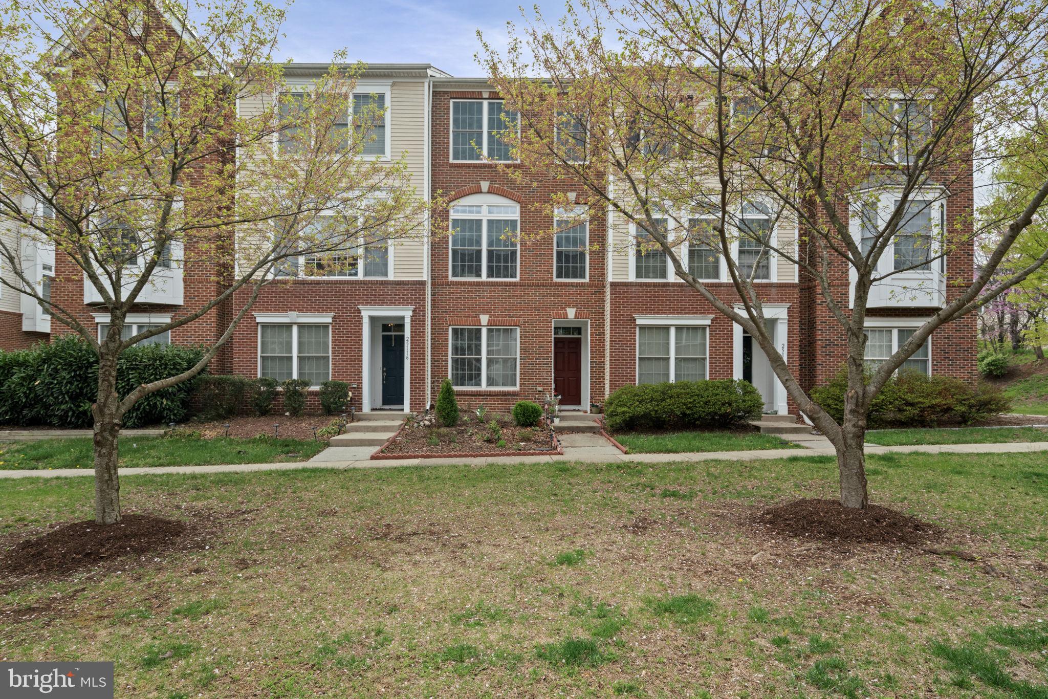 SOUTH RIDING - Residential Lease