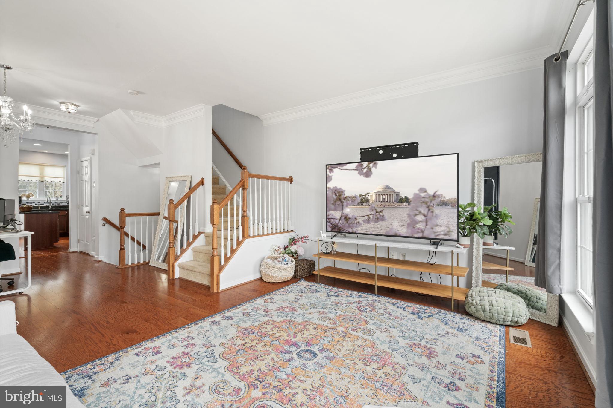 SOUTH RIDING - Residential Lease