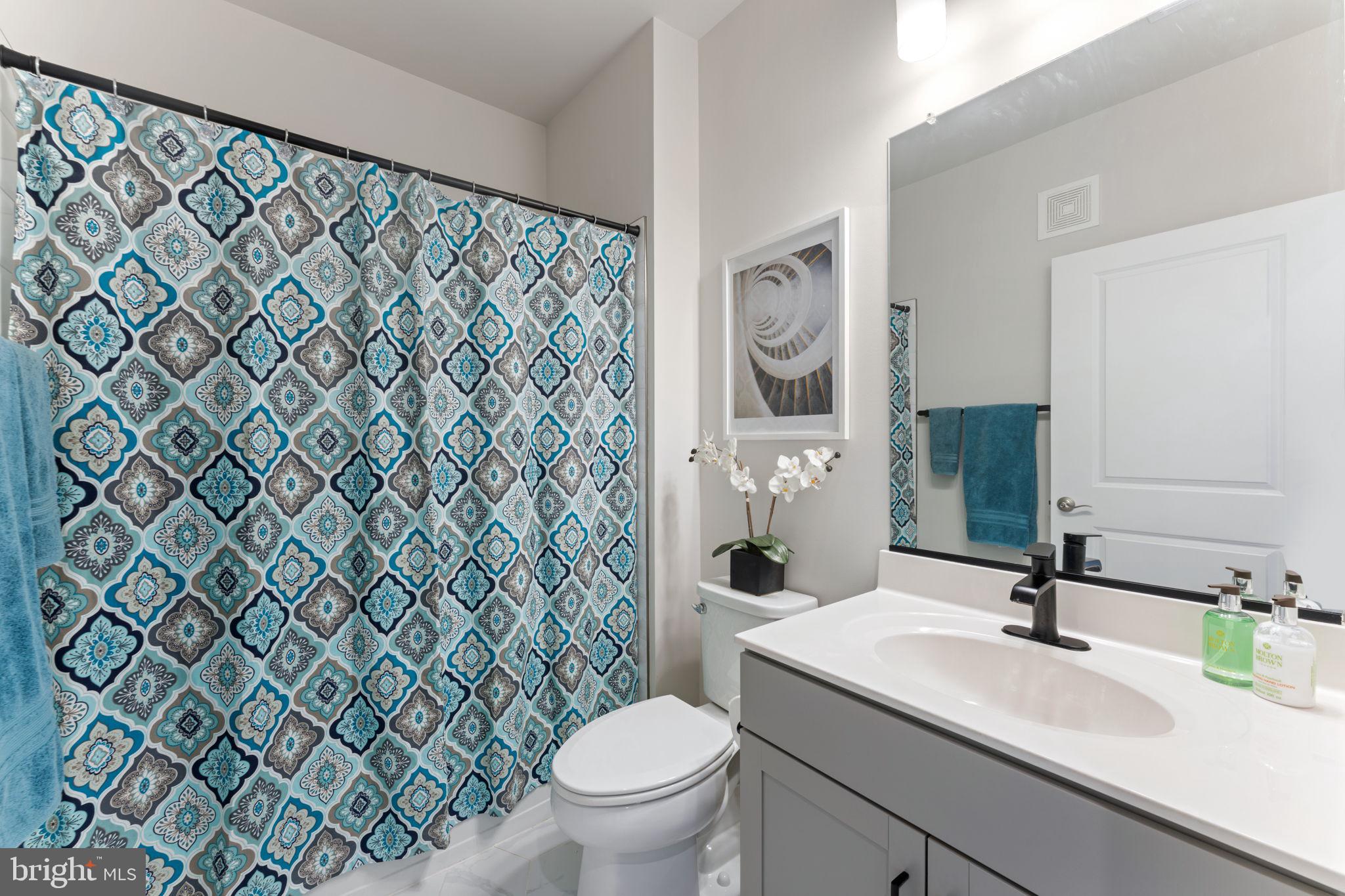 PENDER OAKS - Residential